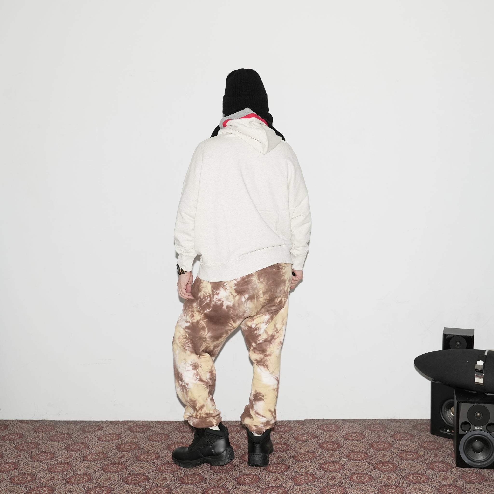 No:bsdodd-03_a | Name:City Scenery Embroidery Hoodie | Color:Oat Meal【BEDSIDEDRAMA_ベッドサイドドラマ】【archive】