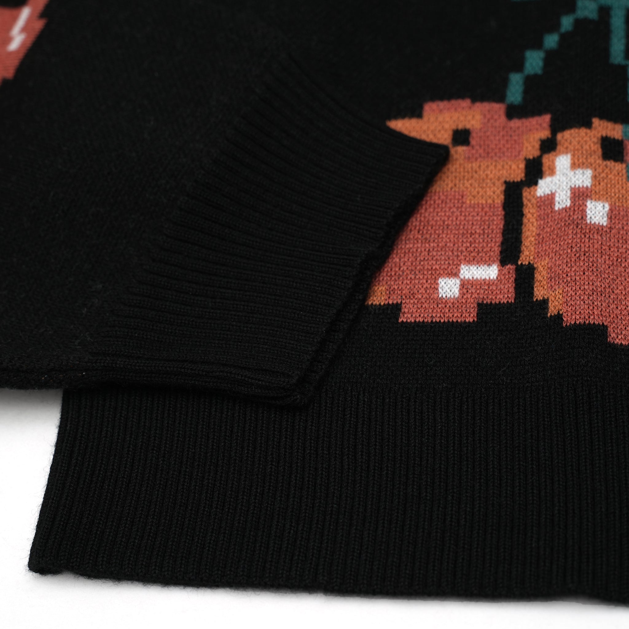 Cherry knit crewneck – Black | PLATEAU STUDIO