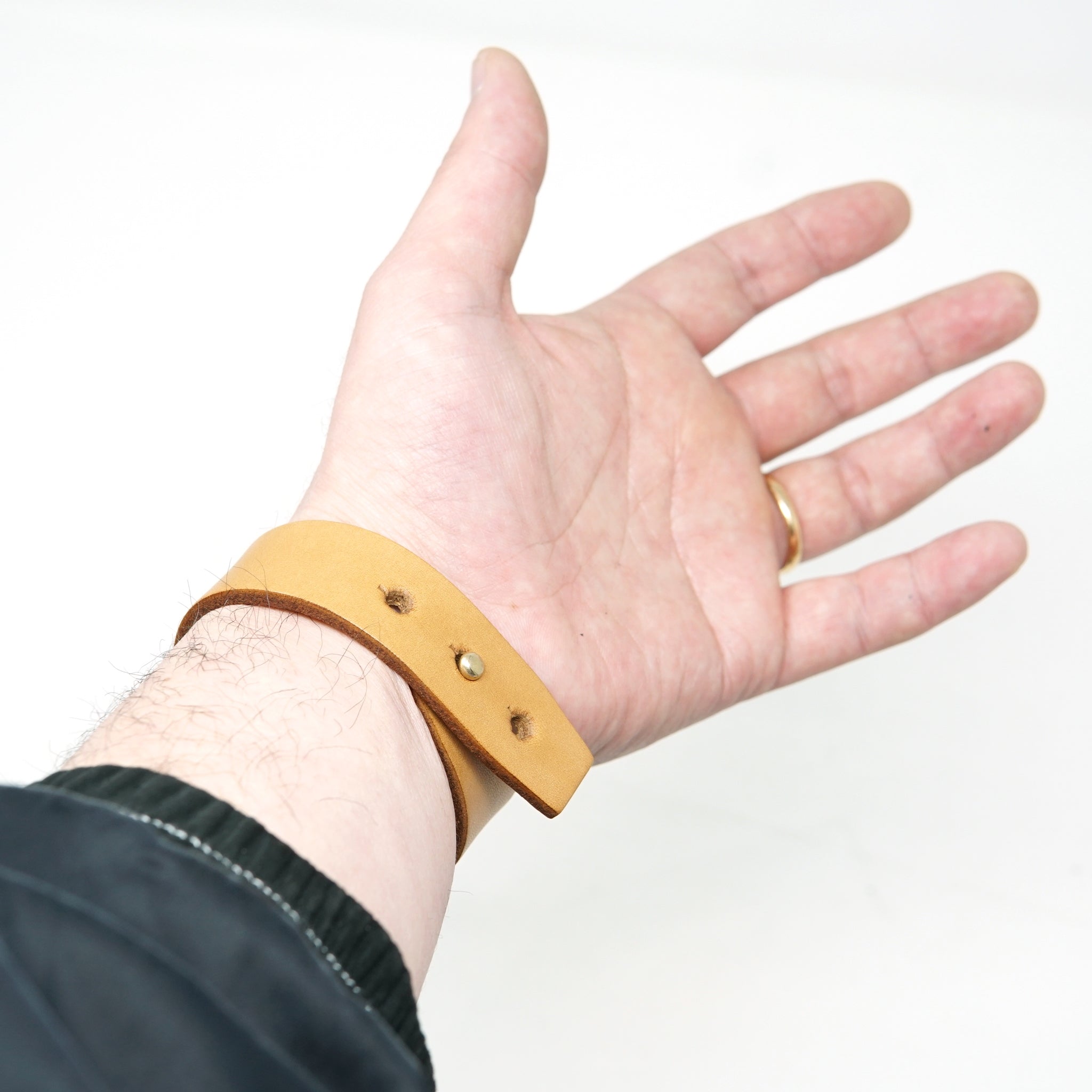 VOO-SPG-121 | Wrist of OVERLOAD | Color:BLACK/NATURAL【VOO_ヴォ―】【ネコポス選択可能】