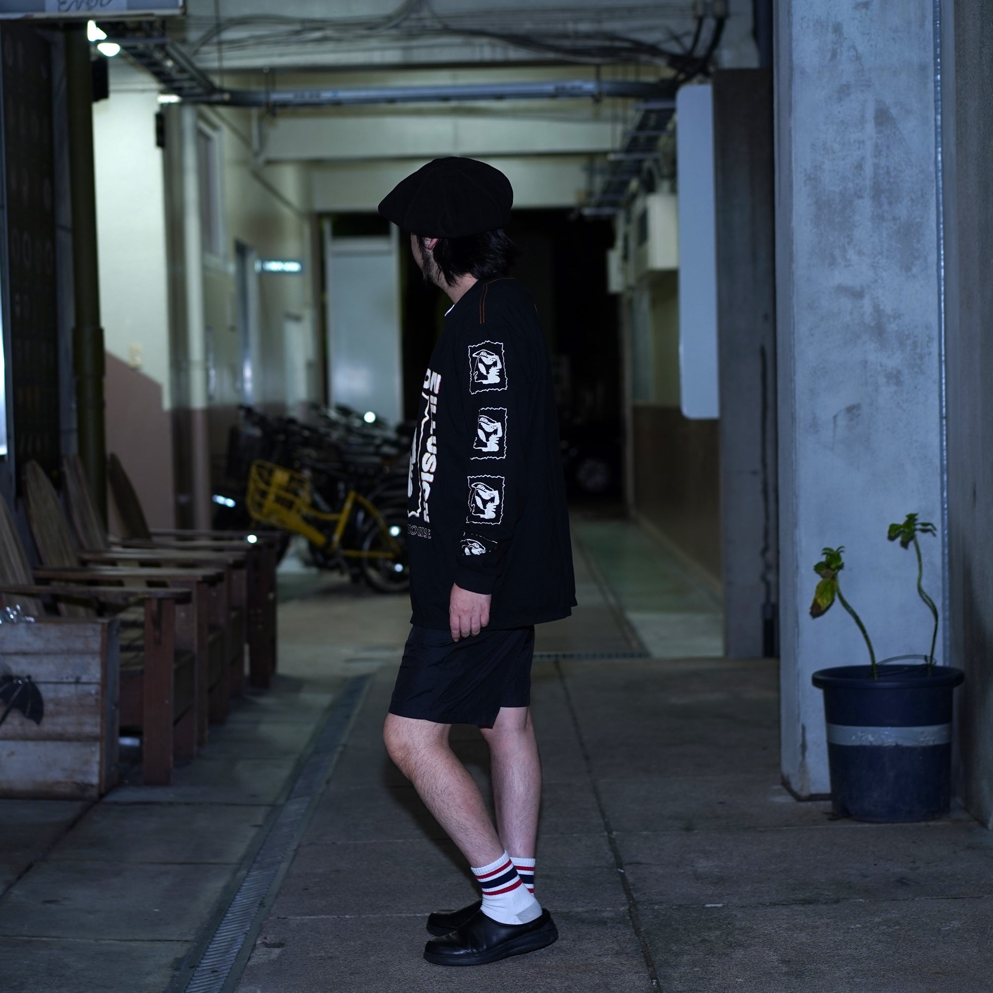 No:24340 | Name:MADORASINDAHOUSE ILLUSION LONGSLEEVE BF TEE | Color:Washed Black | Size:M/L【ONE TEASPOON】-ONE TEASPOON-ADDICTION FUKUOKA