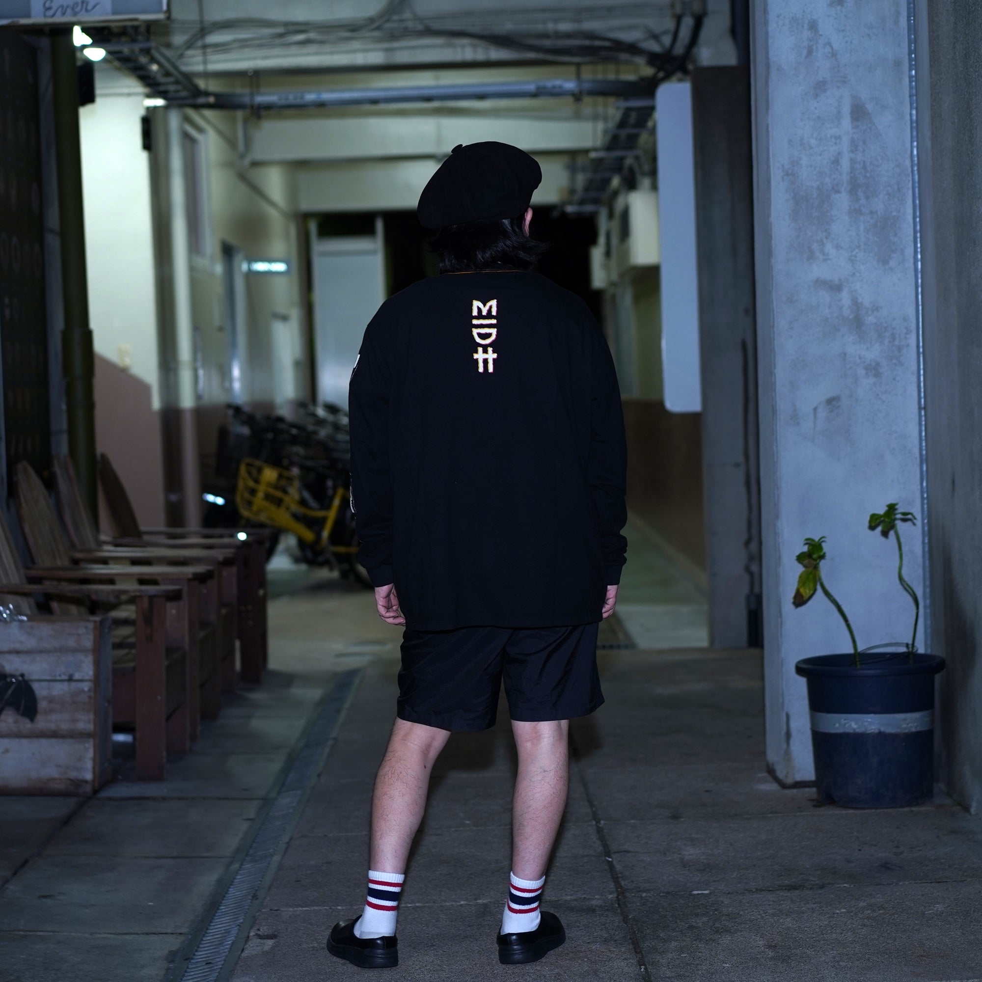 No:24340 | Name:MADORASINDAHOUSE ILLUSION LONGSLEEVE BF TEE | Color:Washed Black | Size:M/L【ONE TEASPOON】-ONE TEASPOON-ADDICTION FUKUOKA