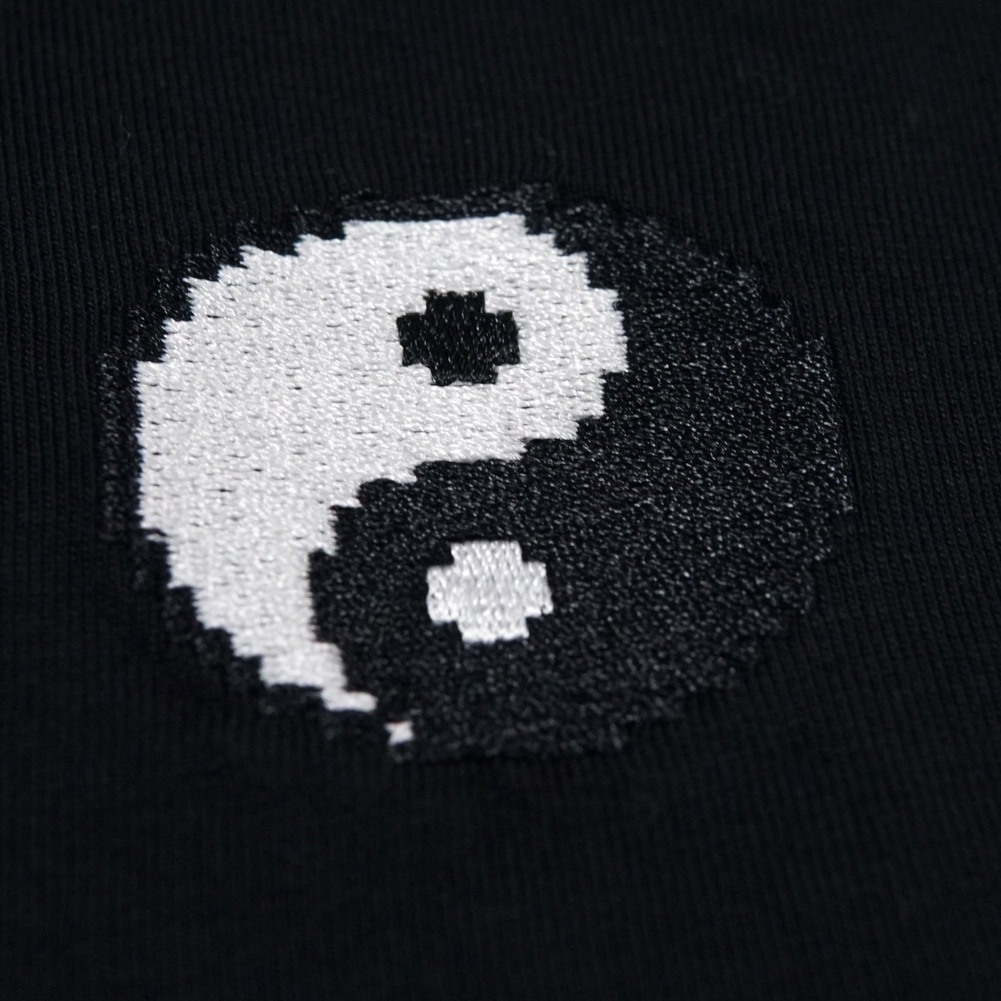 No:TSO-B-ES-YINYANG/BP | Name:yin yang OVERSIZE T-SHIRT - BRICKTOWN_The Classics Mix of Pixel Arts | Color:Black | Size:S/M/L【BRICKTOWN_ブリックタウン】