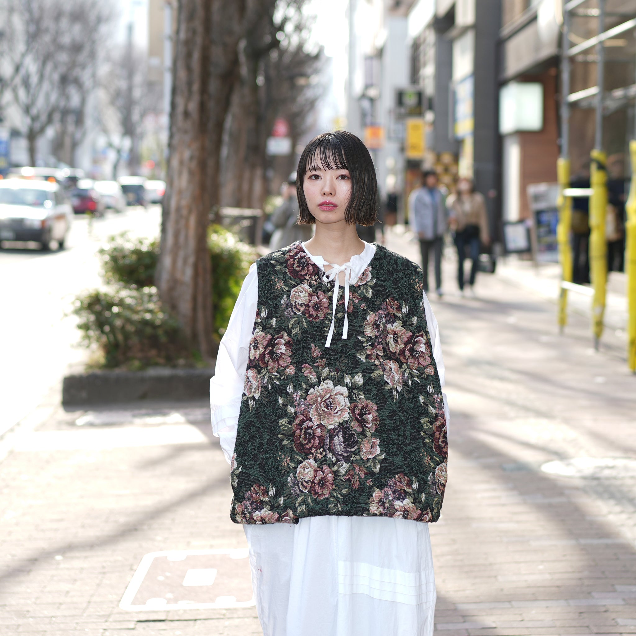No:VOO-1118 | Name:GOBELIN VEST | Color:Beige/Green/Black【VOO_ヴォー】【archive】