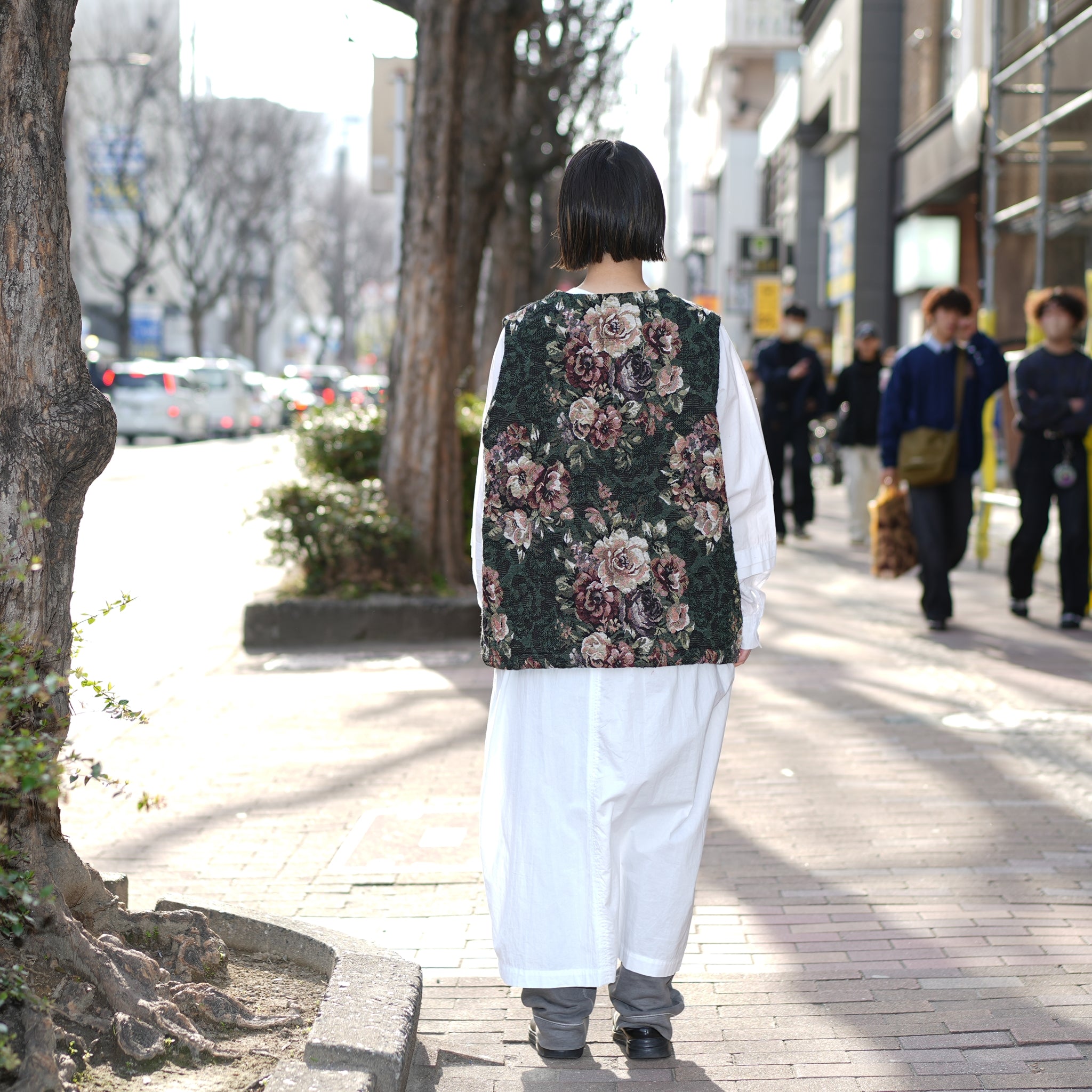 No:VOO-1118 | Name:GOBELIN VEST | Color:Beige/Green/Black【VOO_ヴォー】【archive】