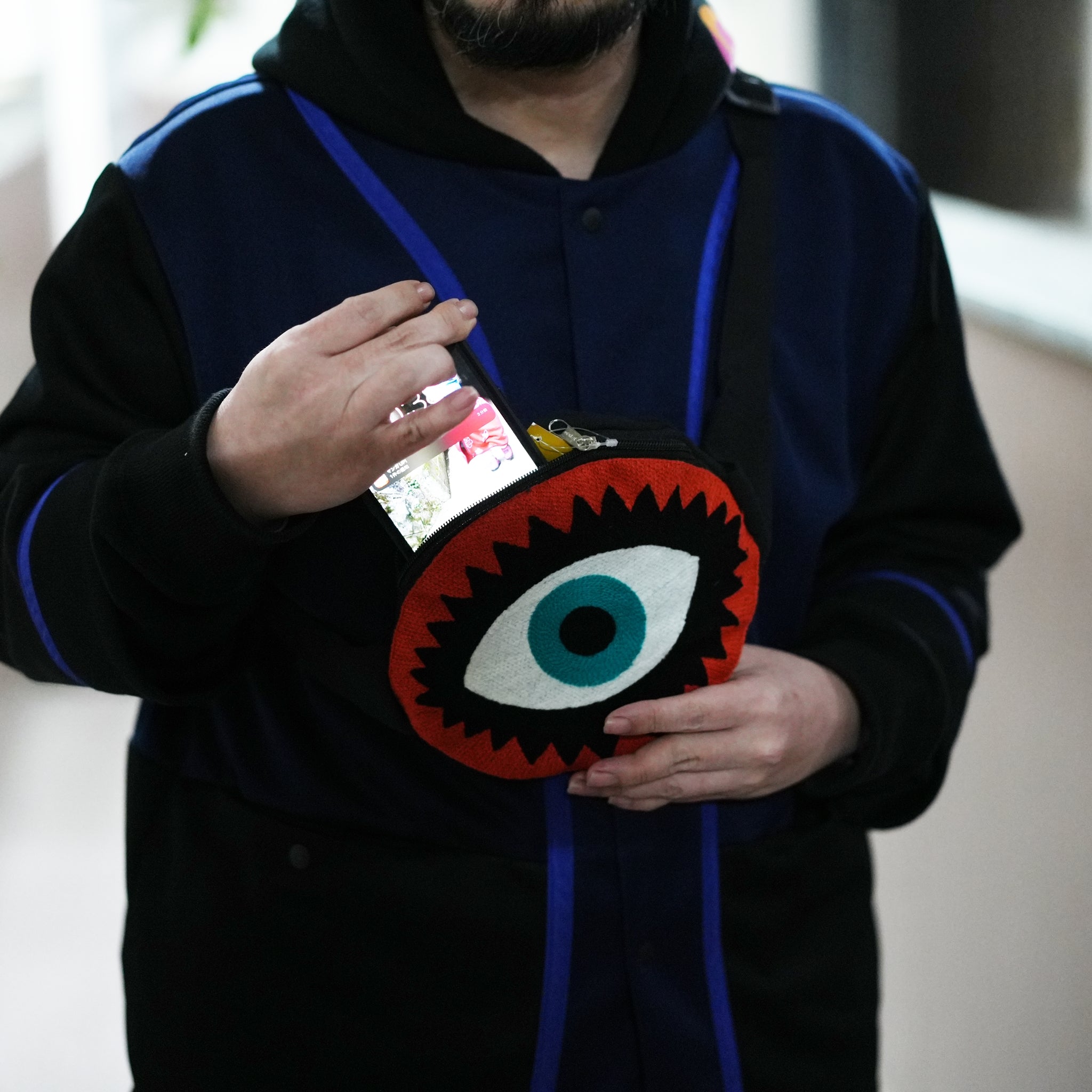 AC209 | Fanny Pack Eye | Color: embroidere【KITSCH KITCHEN_キッチュキッチン】【ネコポス選択可能】【archive】