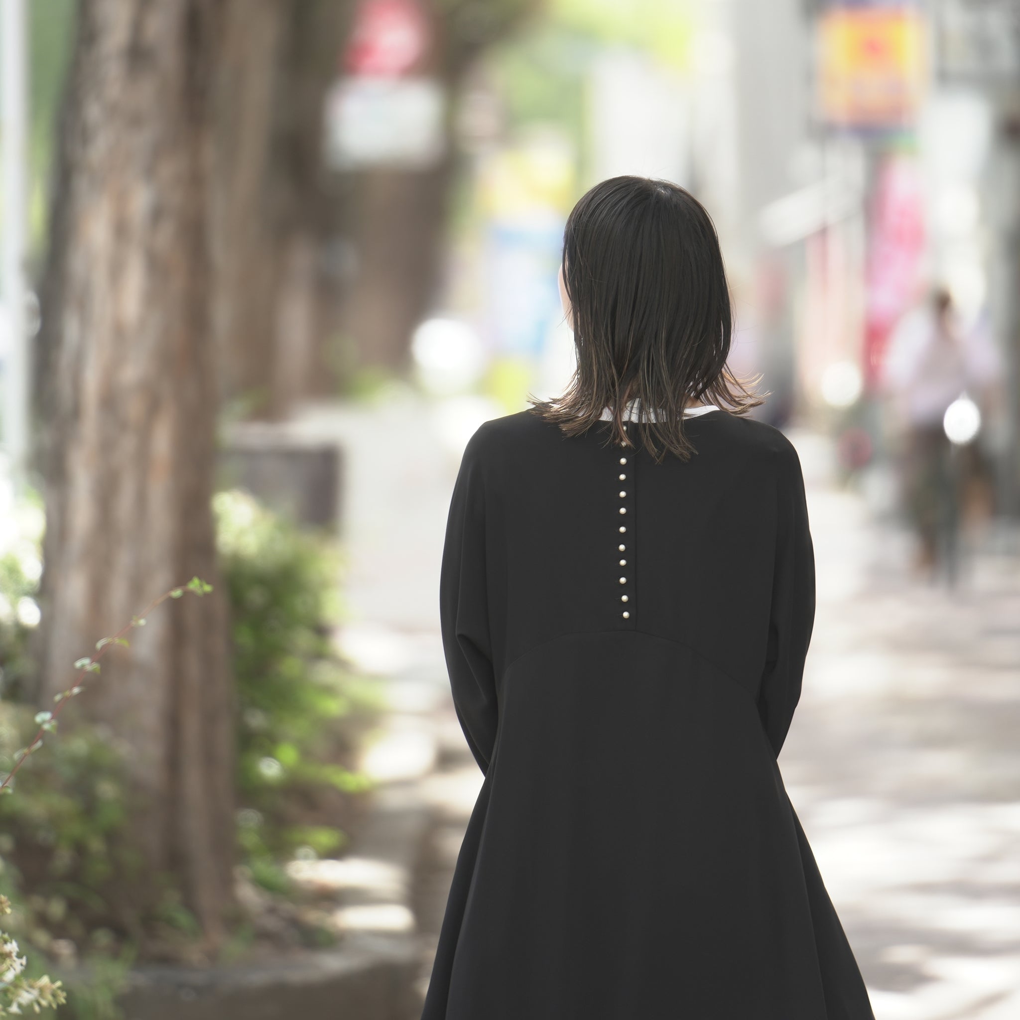 WHT22FOP4009 | Pearl button flare dress | Color:Black/Navy【WHYTO_ホワイト】