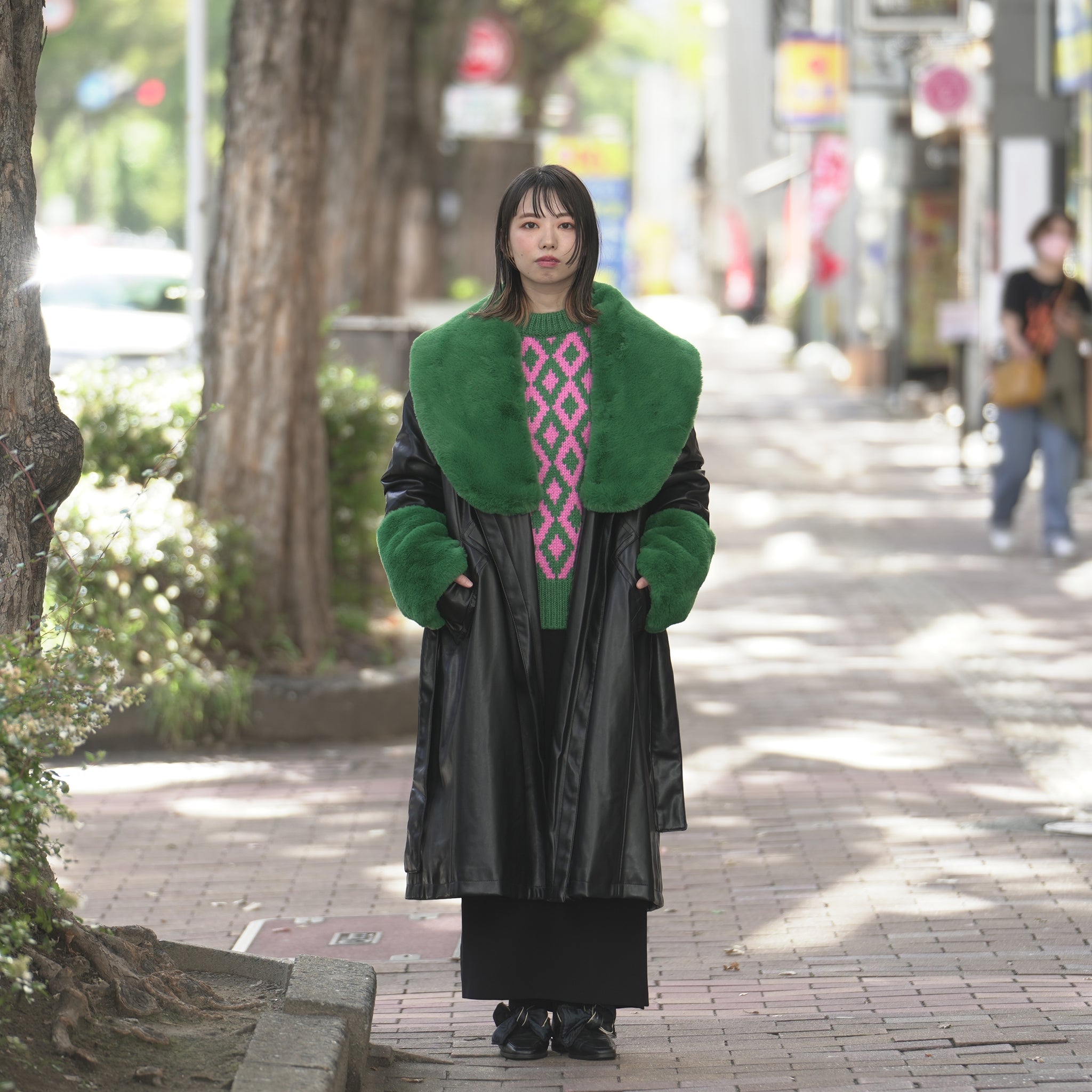 No:J1837BC07 | Name:BAILEY | Color:Black/Green Fur | Size:8/36/S |【JAKKE_ジャッキー】