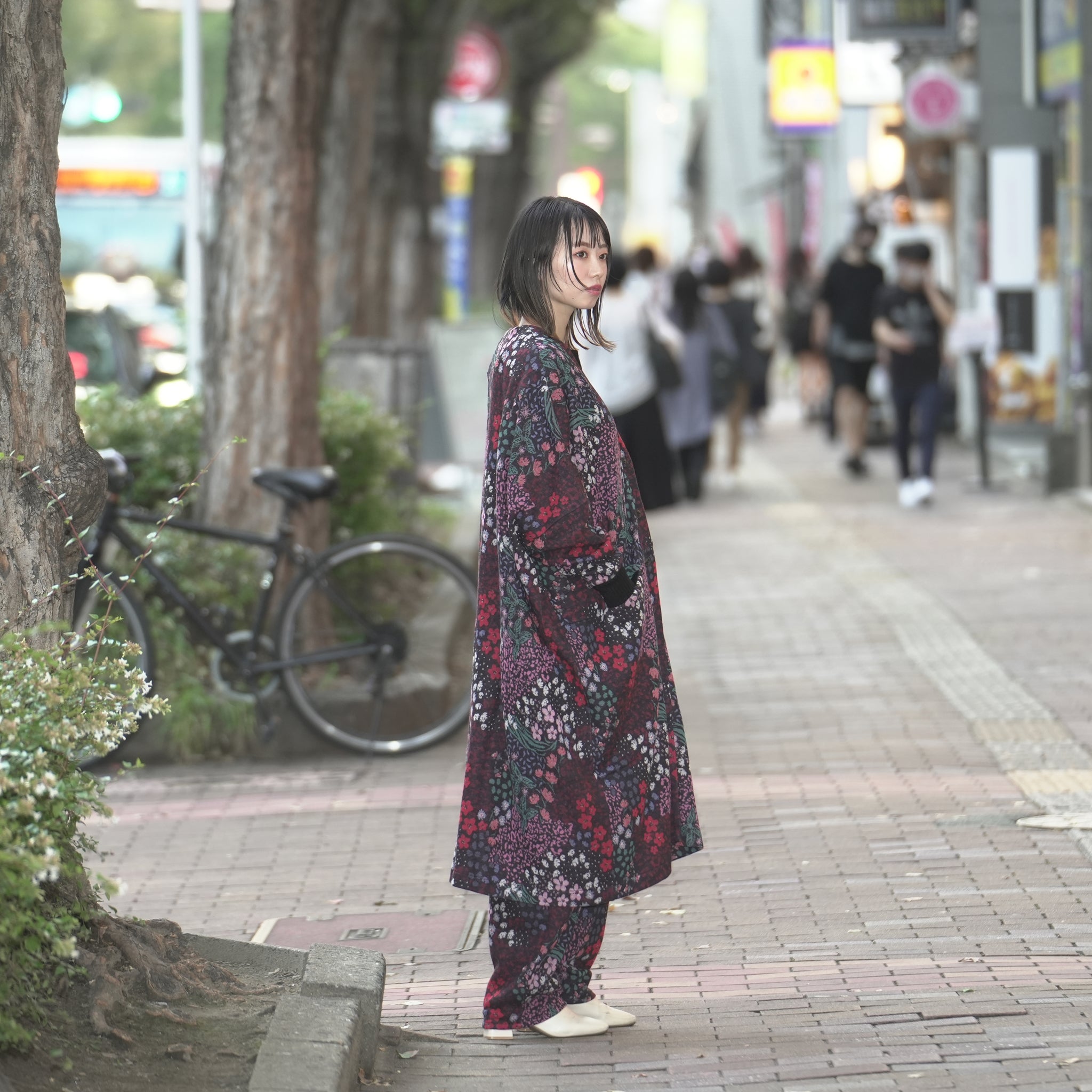 No:bsd22AW-23_B | Name:Arrangement Gawn | Color:Flower【BEDSIDEDRAMA_ベッドサイドドラマ】【archive】