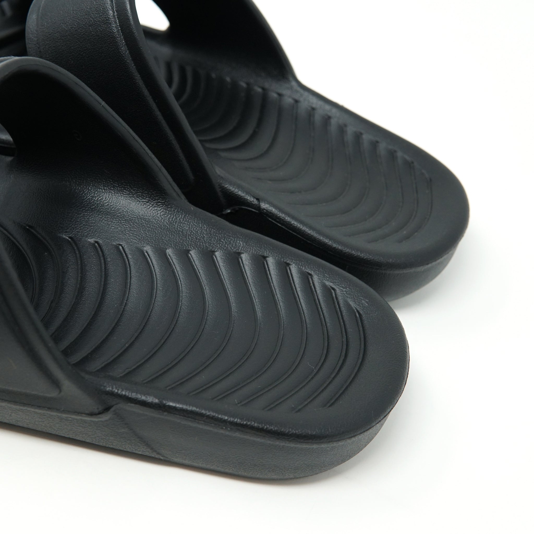 One Comfortble Two Strap | Color:Black | Size : 8/9/10 |【American mart steppers】