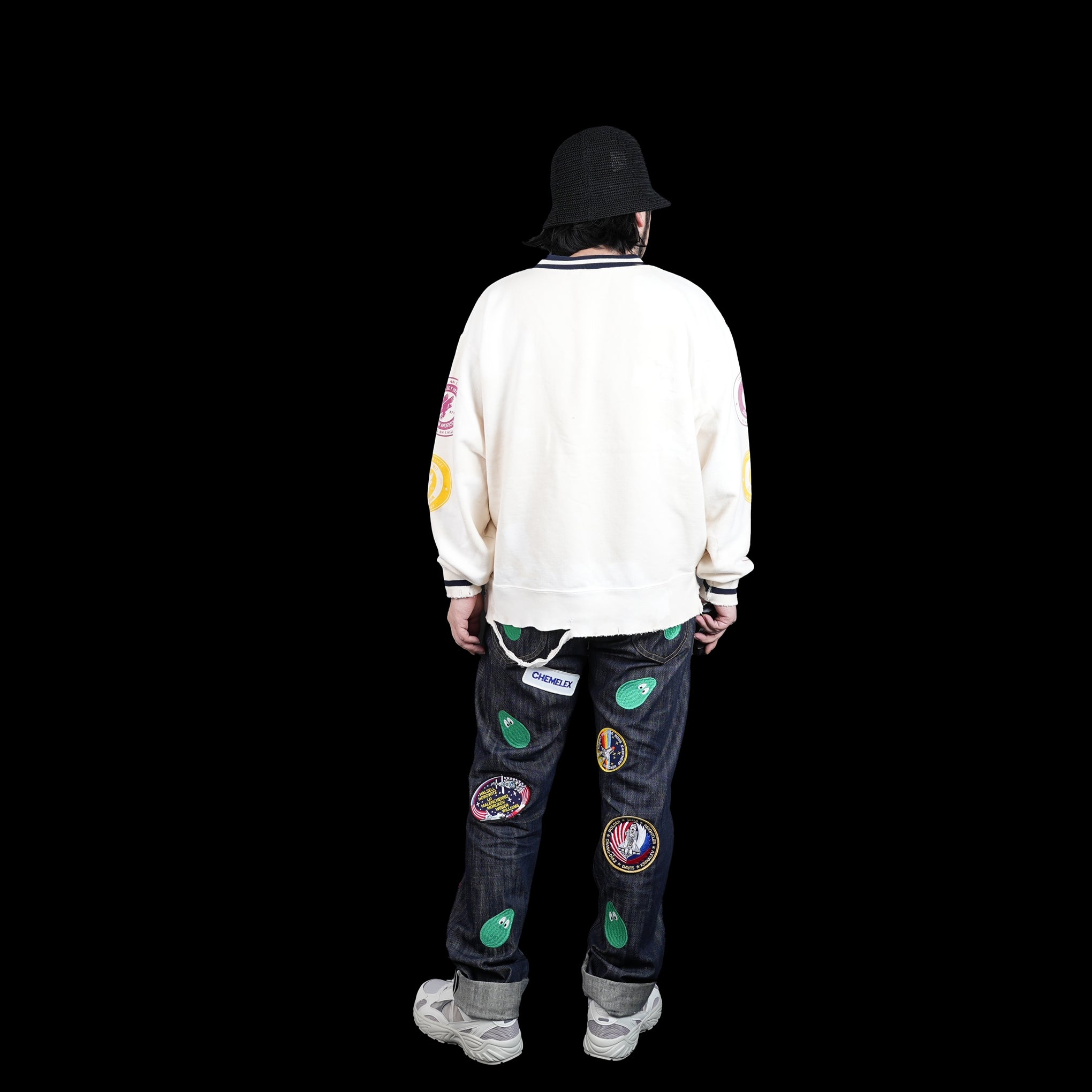 23#07373-1110 | V-Student Sweatshirt Emblem-Type | Color:キナリ【MINAMI ANDERSON_ミナミアンダーソン】【archive】