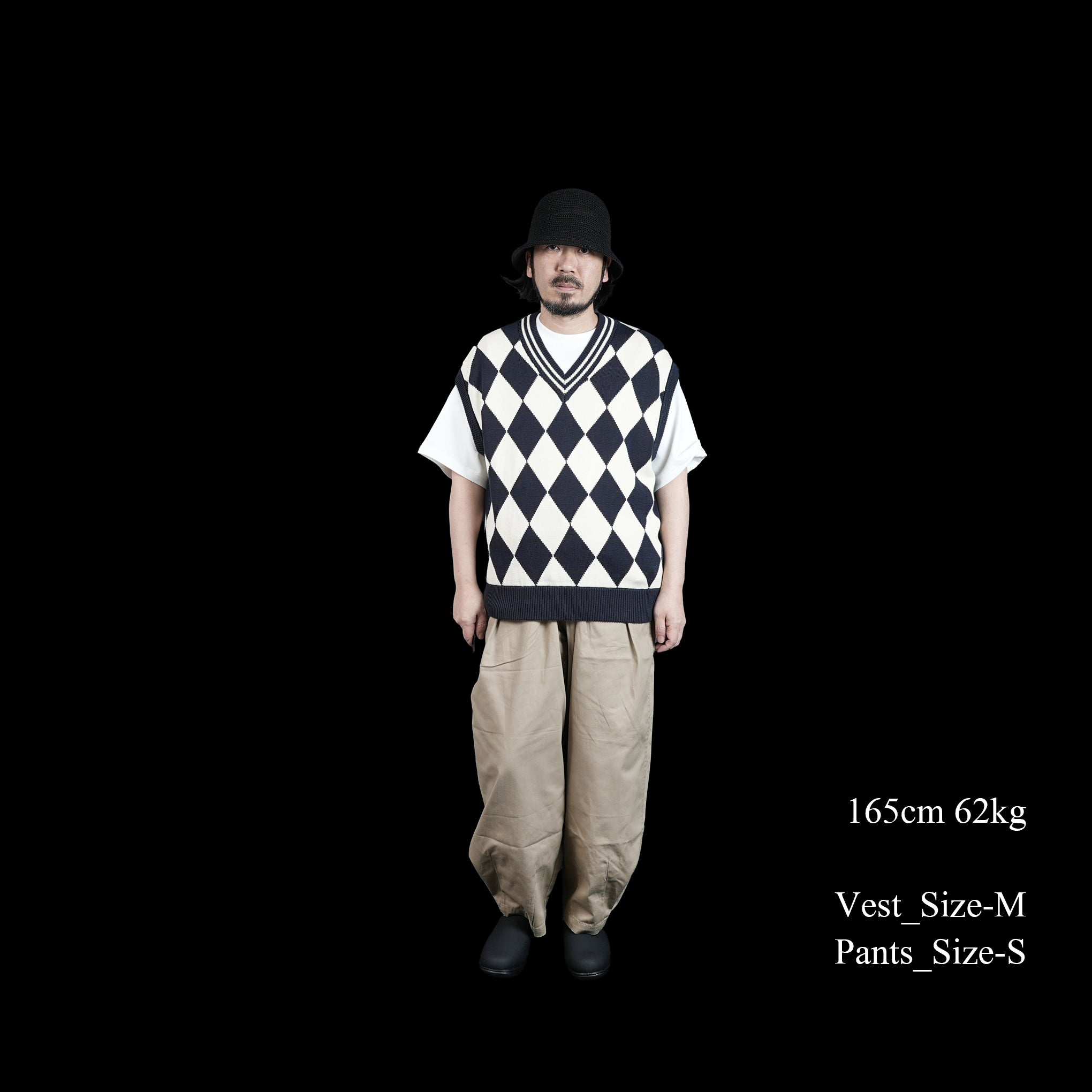 23#08373-2010 | Diamond pattern Cotton Knit Vest | Color:ネイビー【MINAMI ANDERSON_ミナミアンダーソン】