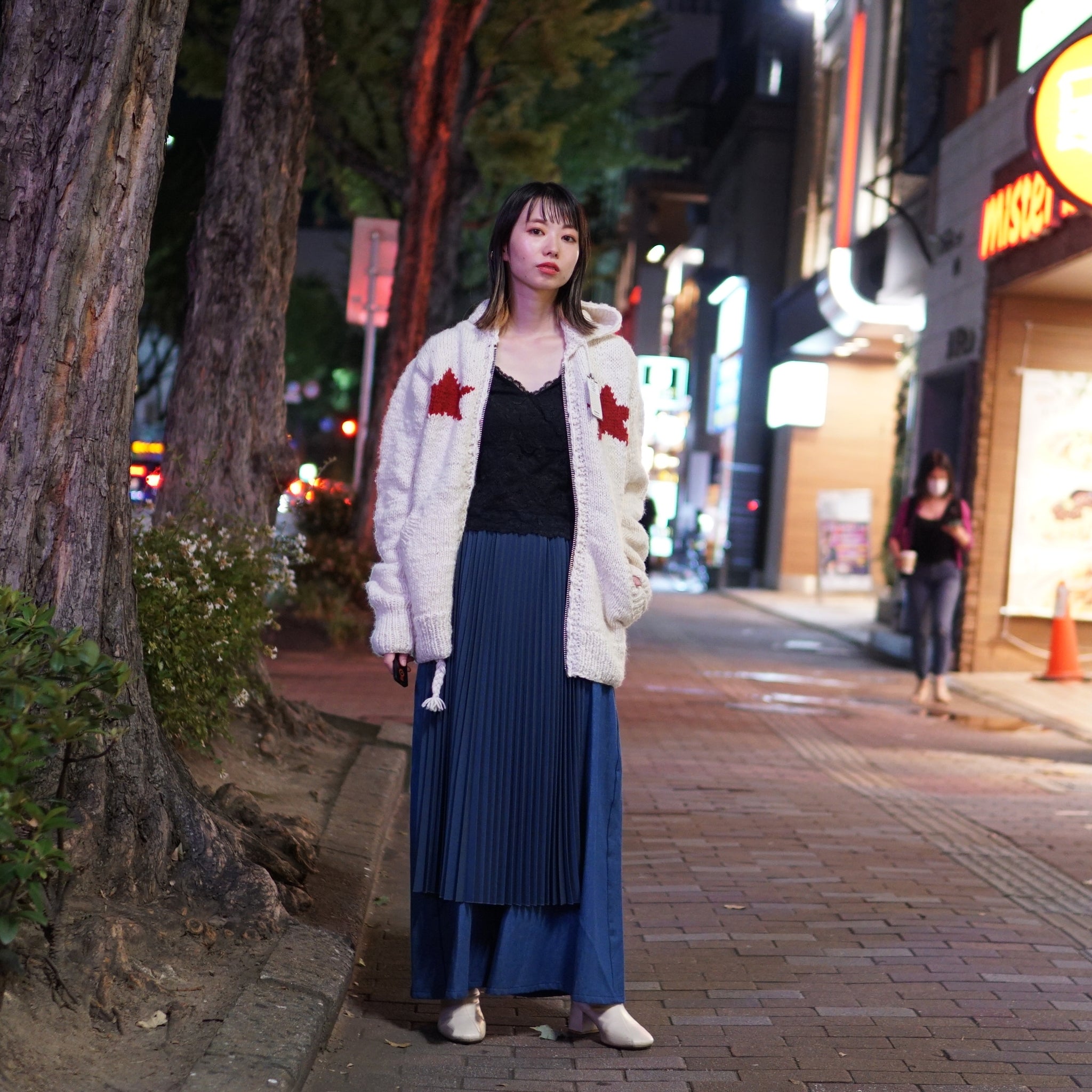 CHS81-01 | Star Zipper Cardigan | Color:Ivory X Red【CHAMULA_チャムラ】【MONITALY_モニタリー】