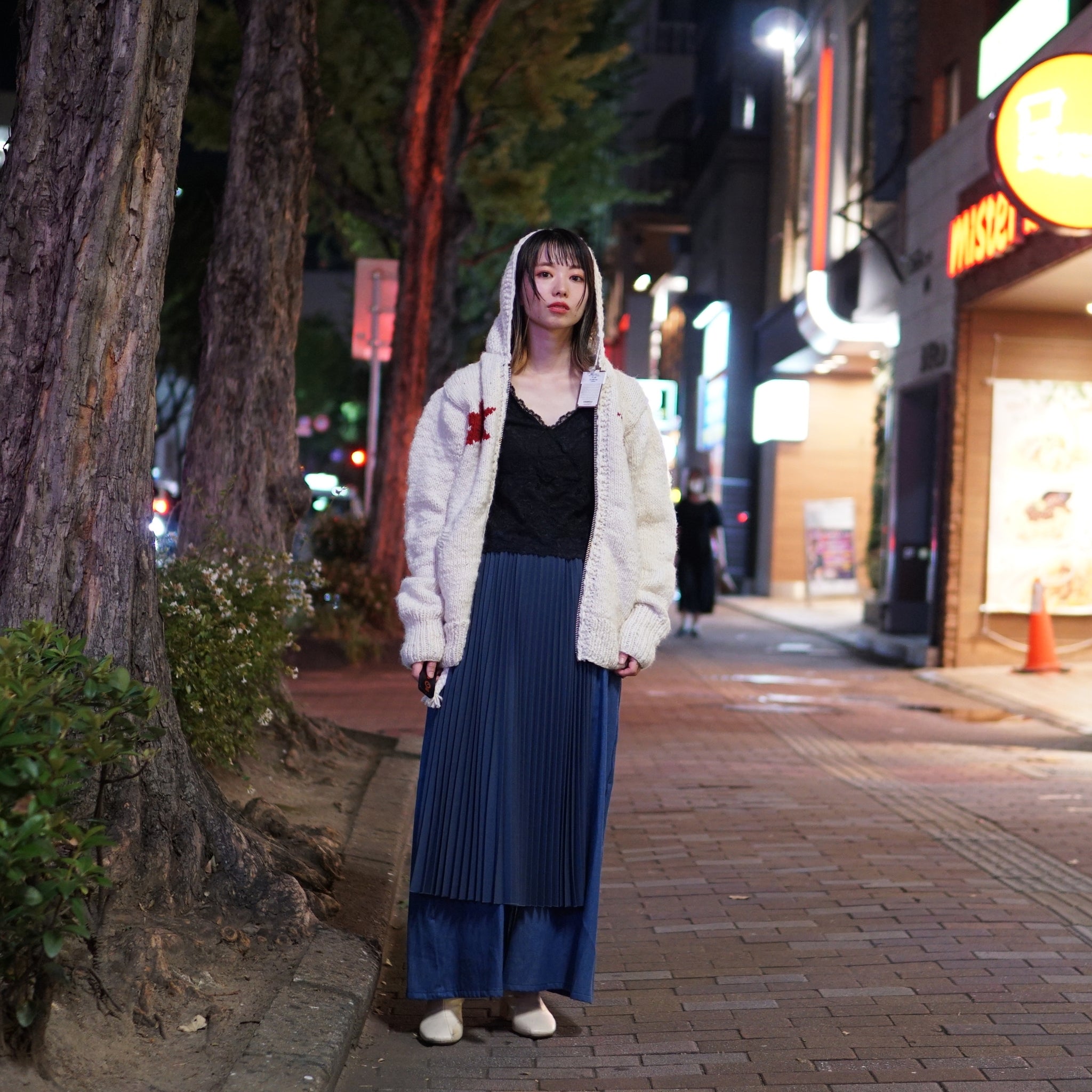 CHS81-01 | Star Zipper Cardigan | Color:Ivory X Red【CHAMULA_チャムラ】【MONITALY_モニタリー】