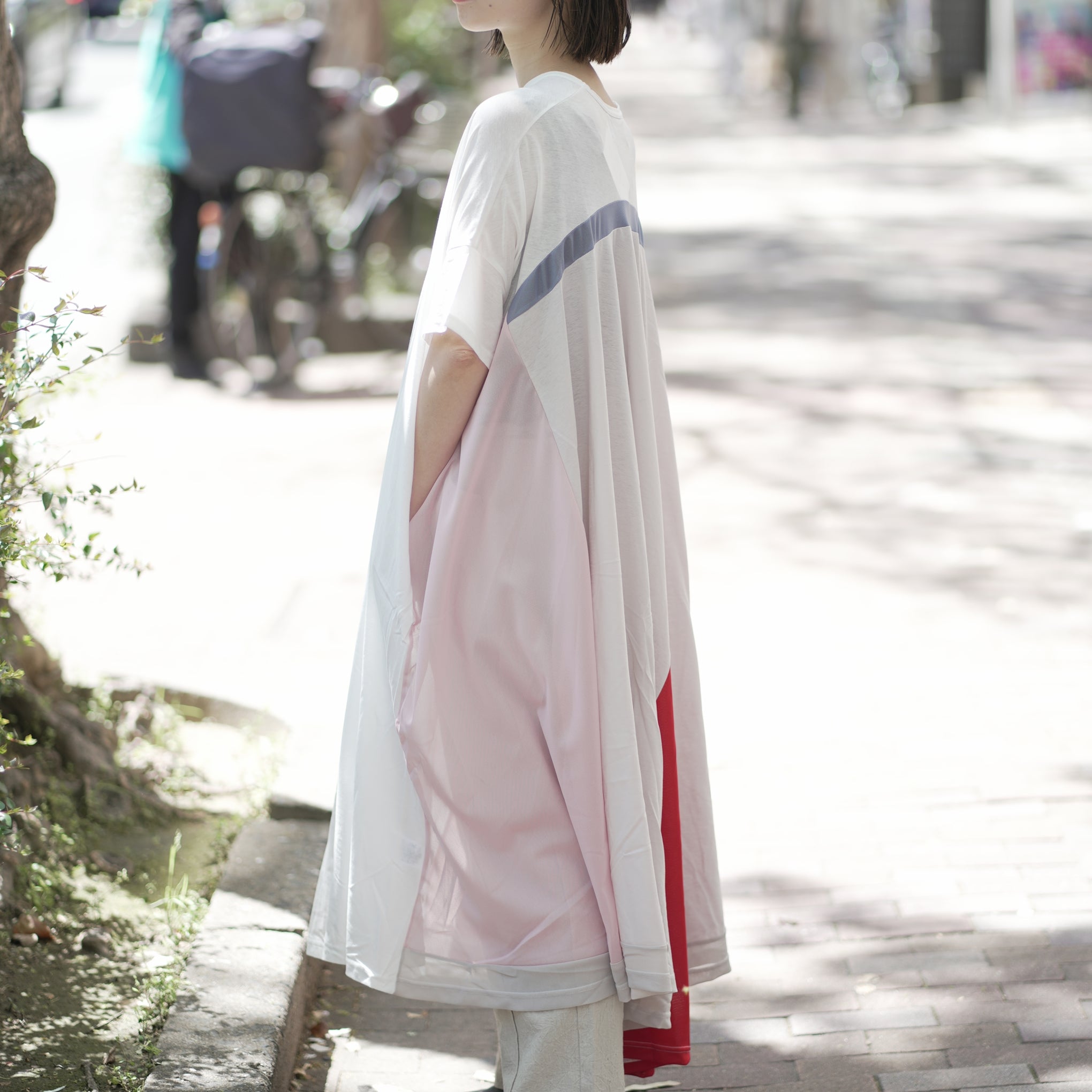 No:bsd23SS-27_a | Name:Peacock Dress tee | Color:White【BEDSIDEDRAMA_ベッドサイドドラマ】