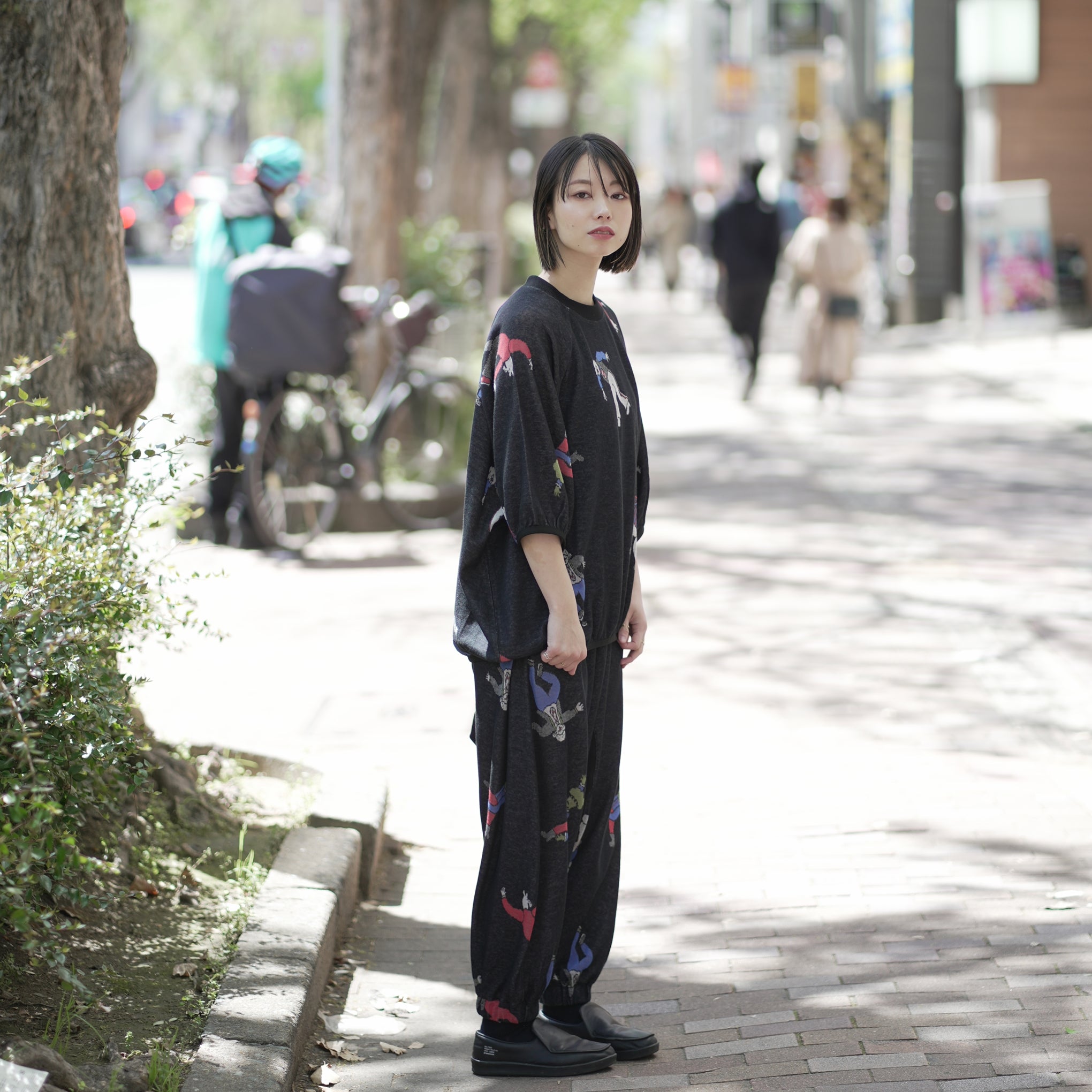 No:bsd23SS-22 | Name:Dance balloon T-shirt | Color:Black【BEDSIDEDRAMA_ベッドサイドドラマ】【archive】
