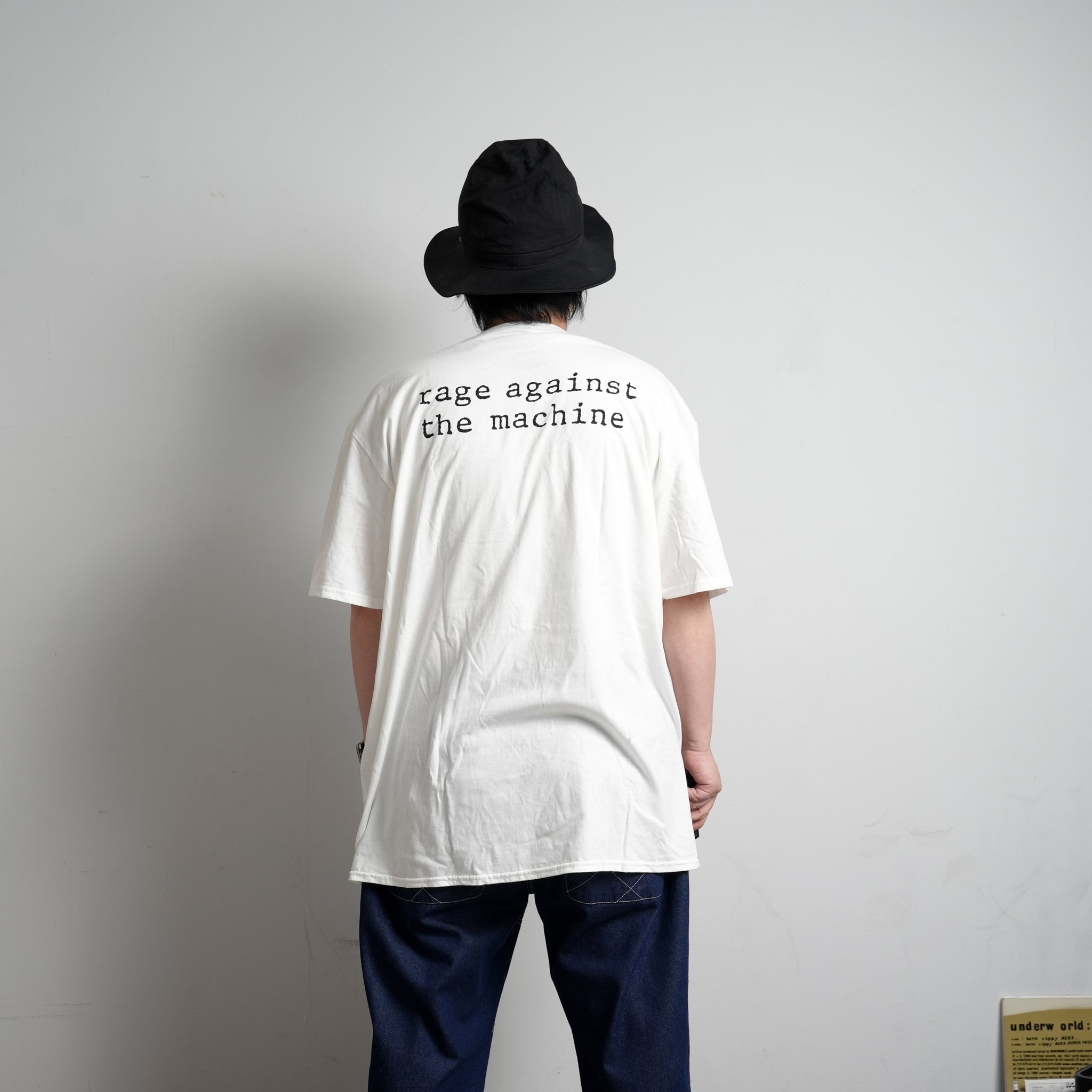 No:RATMTS08MW | Name:RATM_Calm Like A Bomb_Unisex_Tee_Rage Against The Machine | Color:White【ROCK OFF】【ネコポス選択可能】【archive】