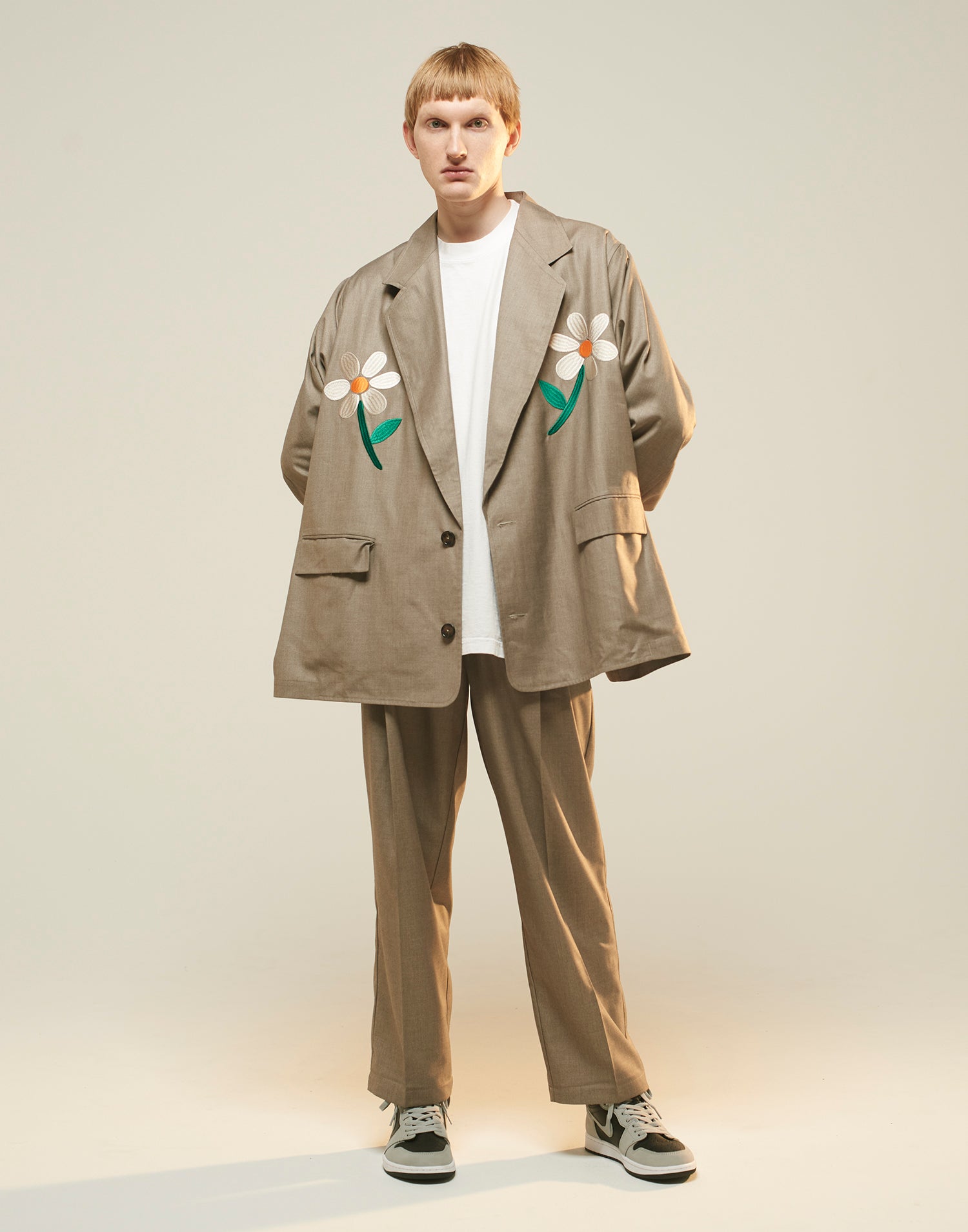 No:LL-JK01 | Name:Flower Embroidery Big Jacket | Color:Gray/Navy【EFILEVOL_エフィレボル】