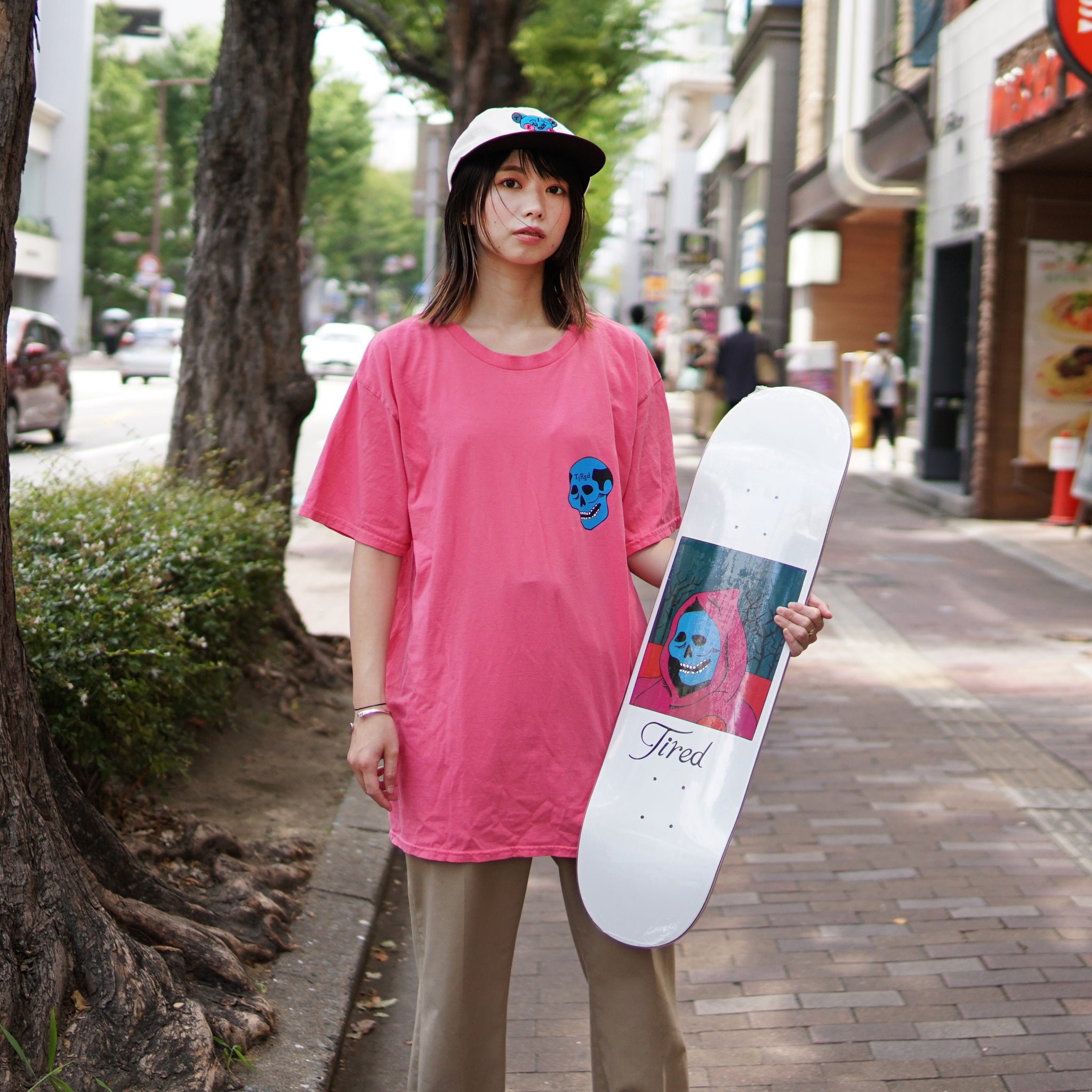 TS00175 | CREEPY SKULL SS TEE – Hot Pink | TIRED【ネコポス選択可能】