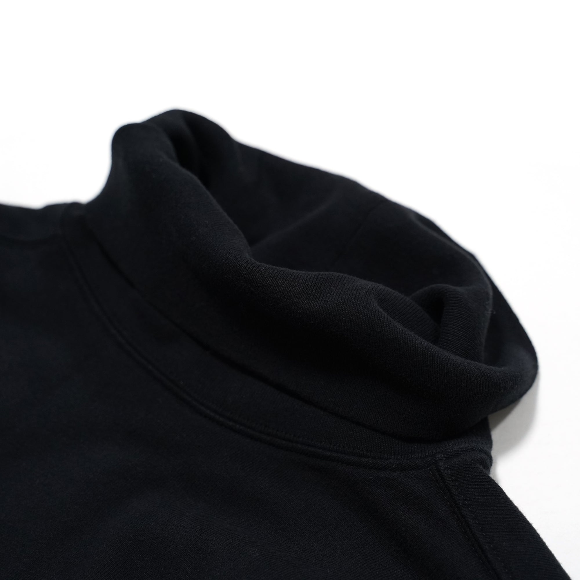 No:M30700C | Name:Turtleneck Sweatshirt | Color:Black | Size:M/L【MONITALY】-MONITALY-ADDICTION FUKUOKA