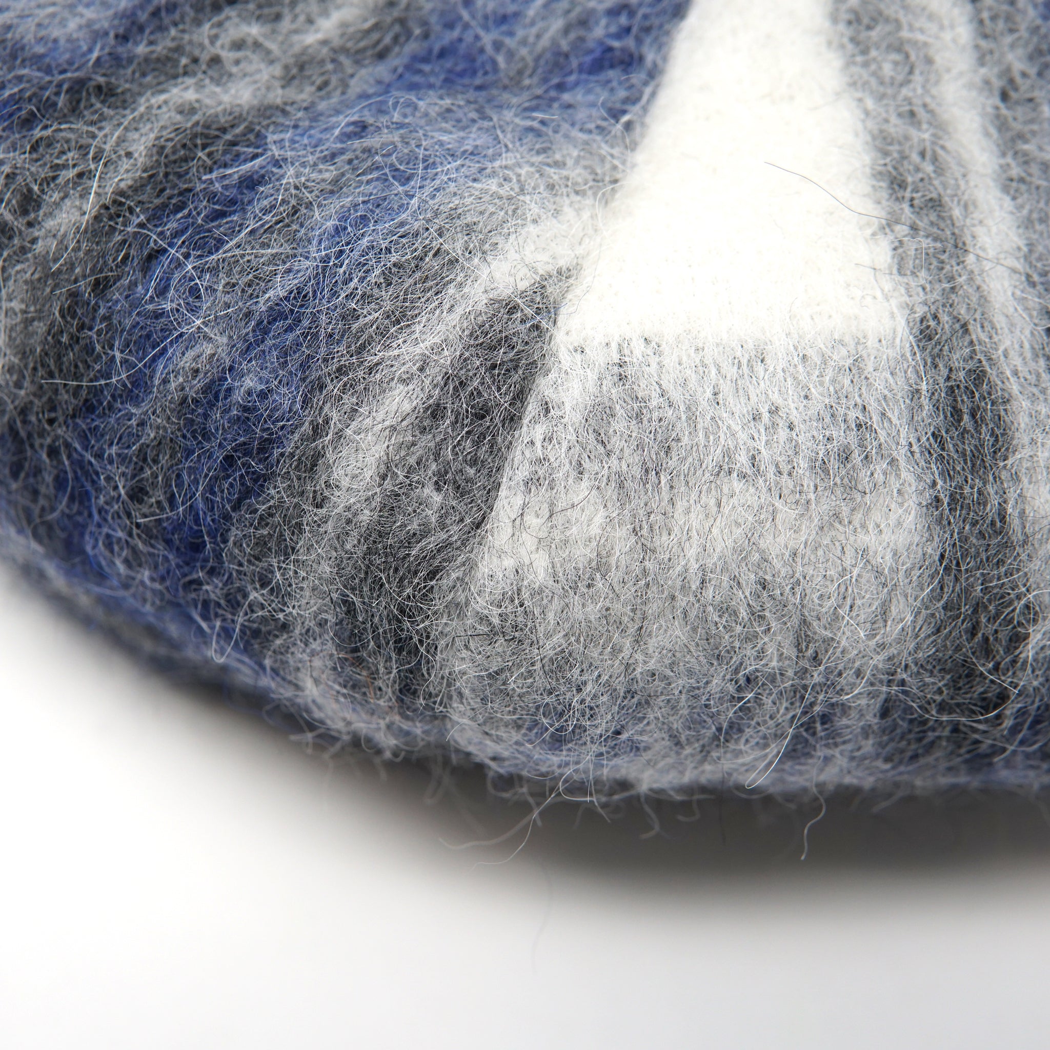 H0425402 | Curt Beret | Color:Orangecheck/Bluecheck【NASNGWAM_ナスングワム】