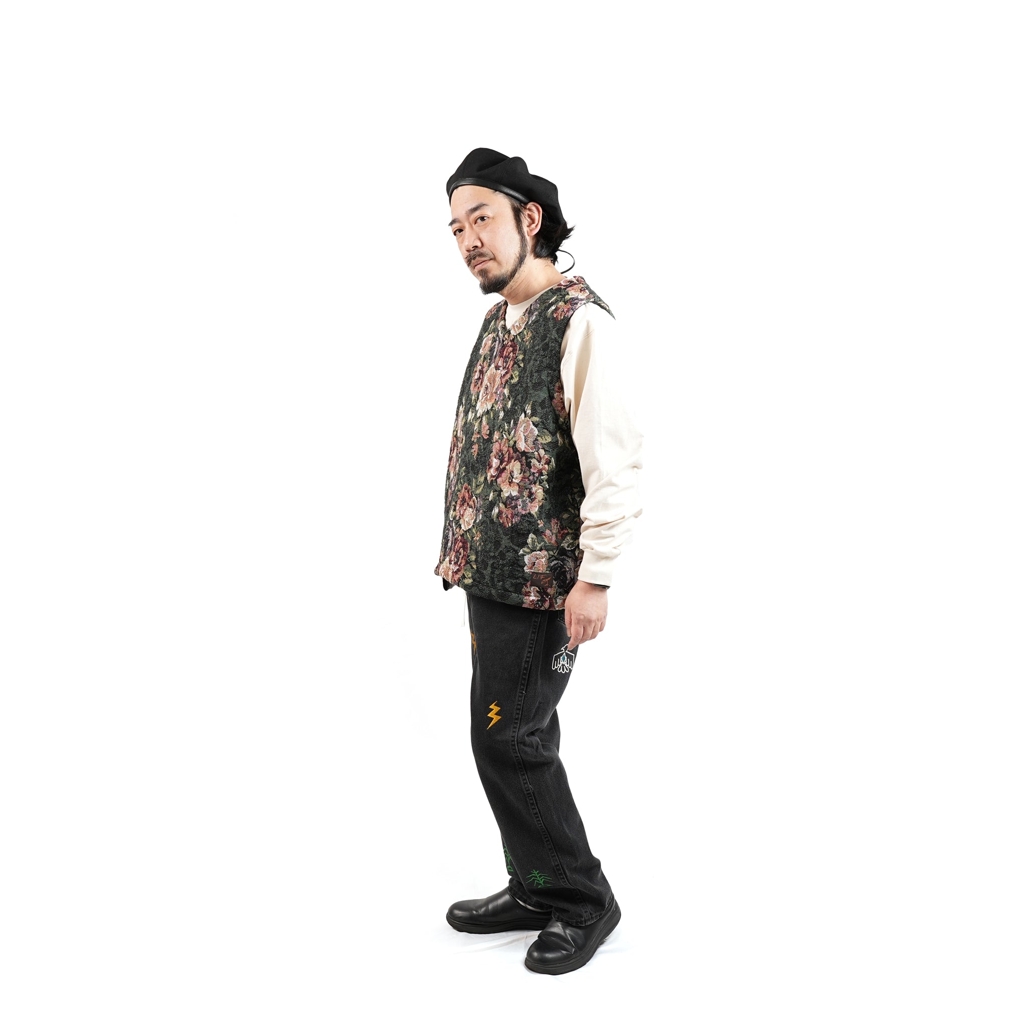 No:VOO-1118 | Name:GOBELIN VEST | Color:Beige/Green/Black【VOO_ヴォー】【archive】
