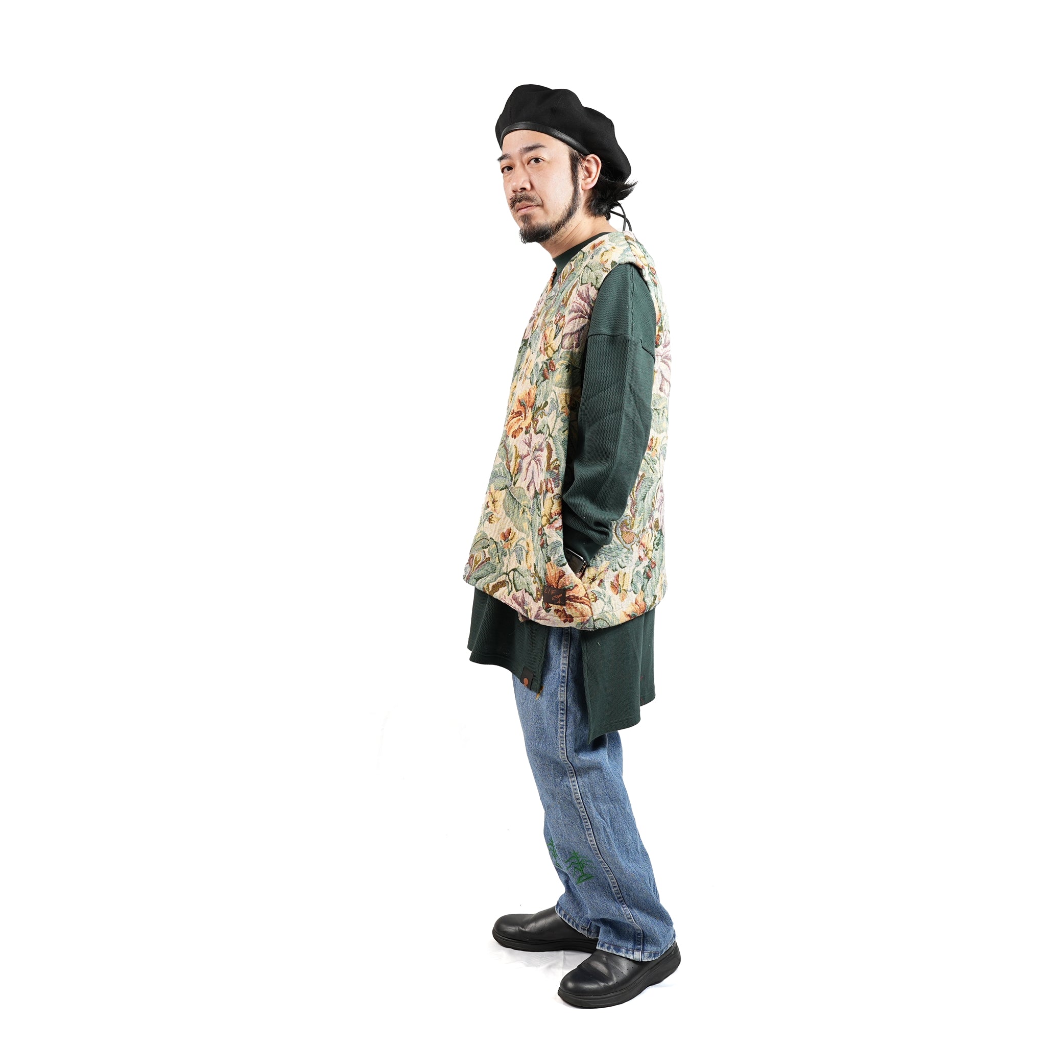No:VOO-1118 | Name:GOBELIN VEST | Color:Beige/Green/Black【VOO_ヴォー】【archive】