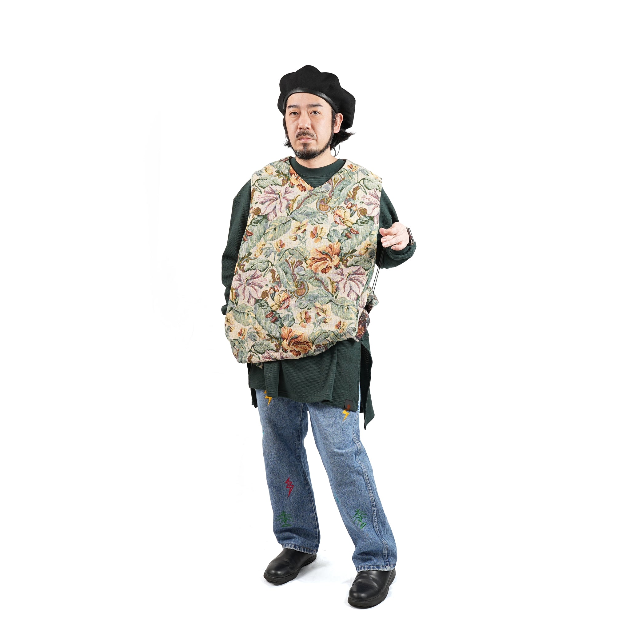 No:VOO-1118 | Name:GOBELIN VEST | Color:Beige/Green/Black【VOO_ヴォー】【archive】