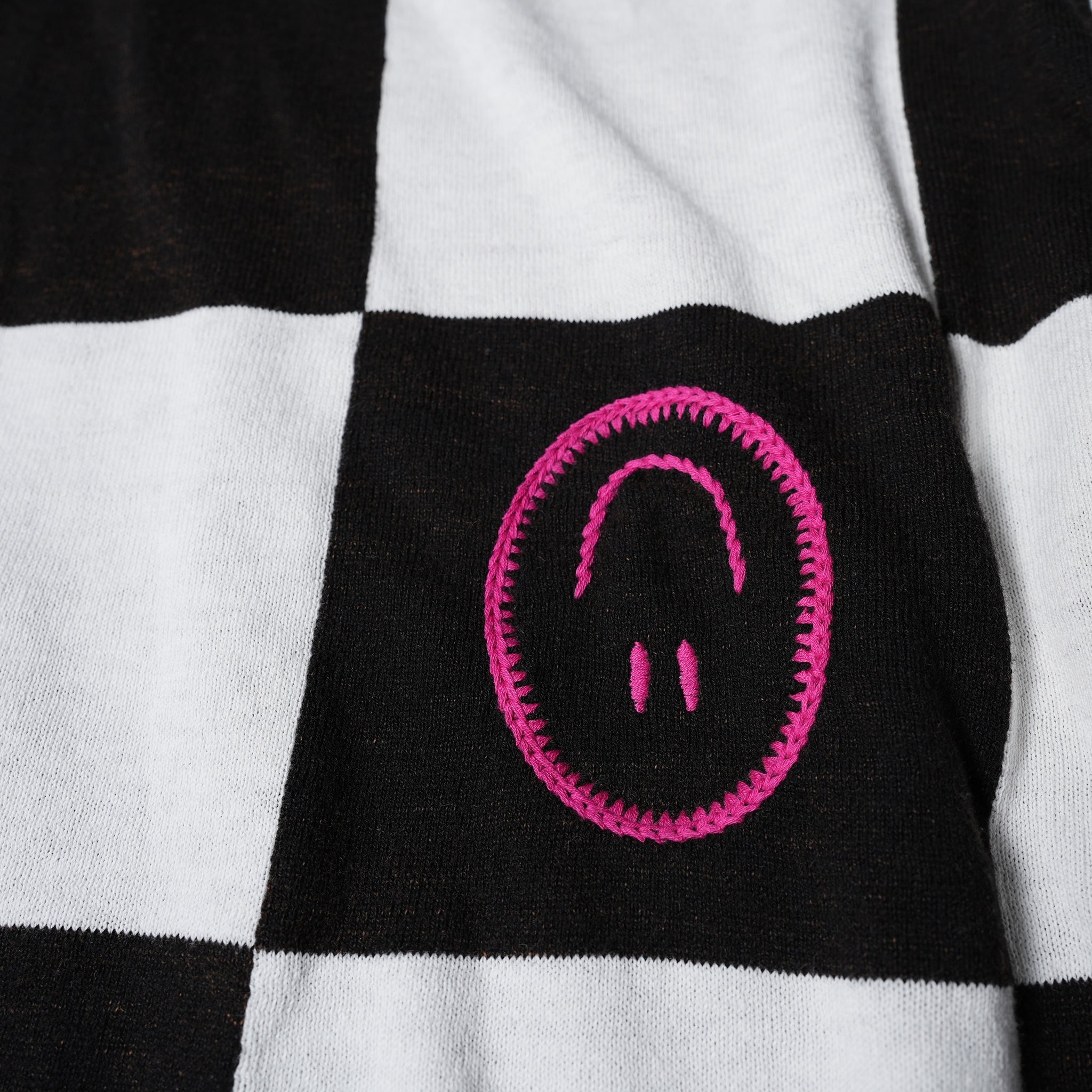 No:25576 | Name:SCOREBOARD SMILEY KNIT SWEATER | Color:Black White【ONE TEASPOON_ワンティースプーン】【archive】