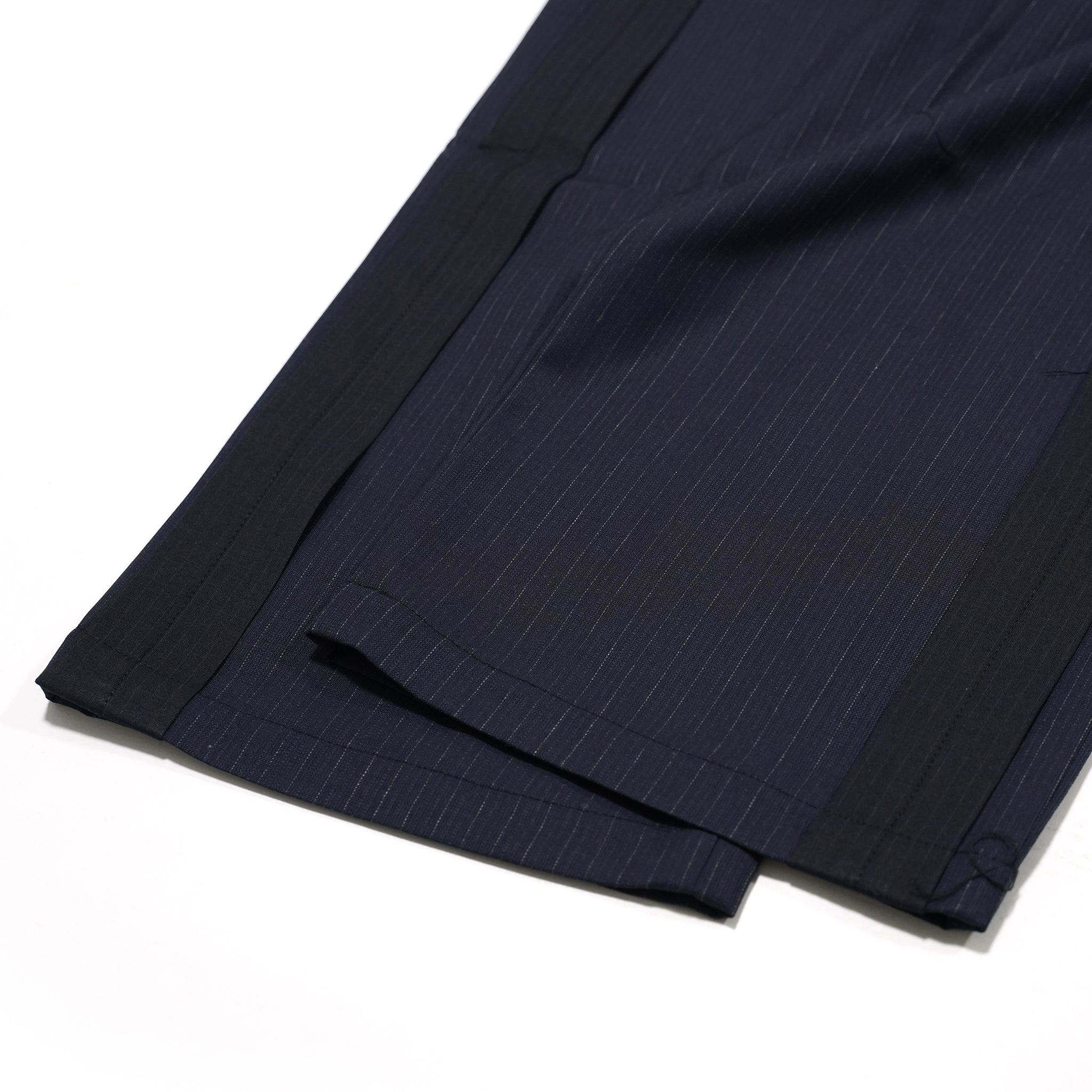 No:pw21p05 | Name:3 TUCK WOOL SLACKS | Color:Blk-Dark Purple | Size:1/2【PLATEAU STUDIO_プラトー スタジオ】【archive】