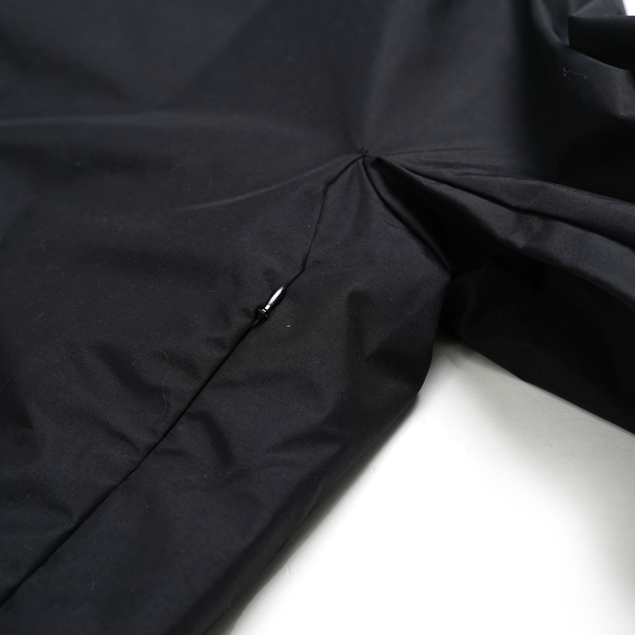 P.H.M. SHORT COAT – Black / Orange | POWDERHORN MOUNTAINEERING