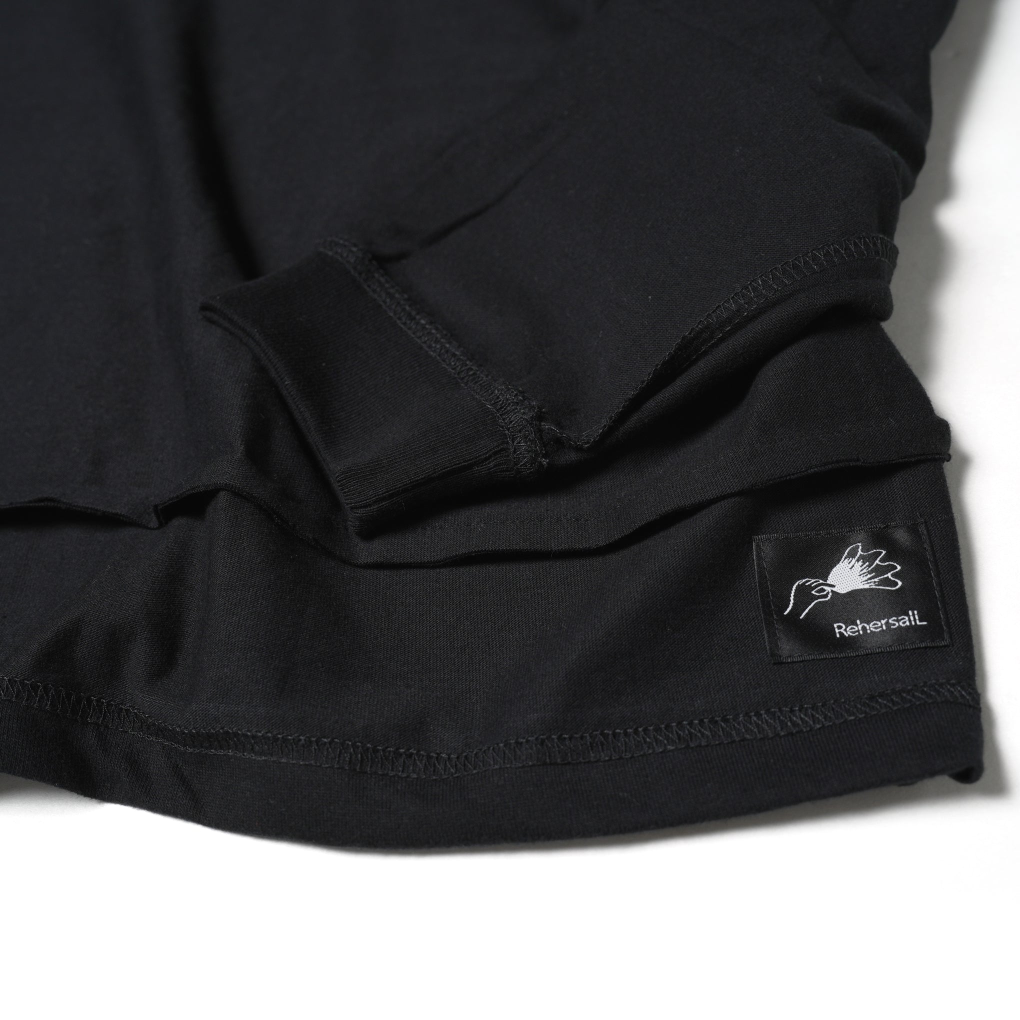 MATE-249 | リバーシブルBIGロンT | Color:Wht/Blk | Size-1【REHERSALL_リハーズオール】