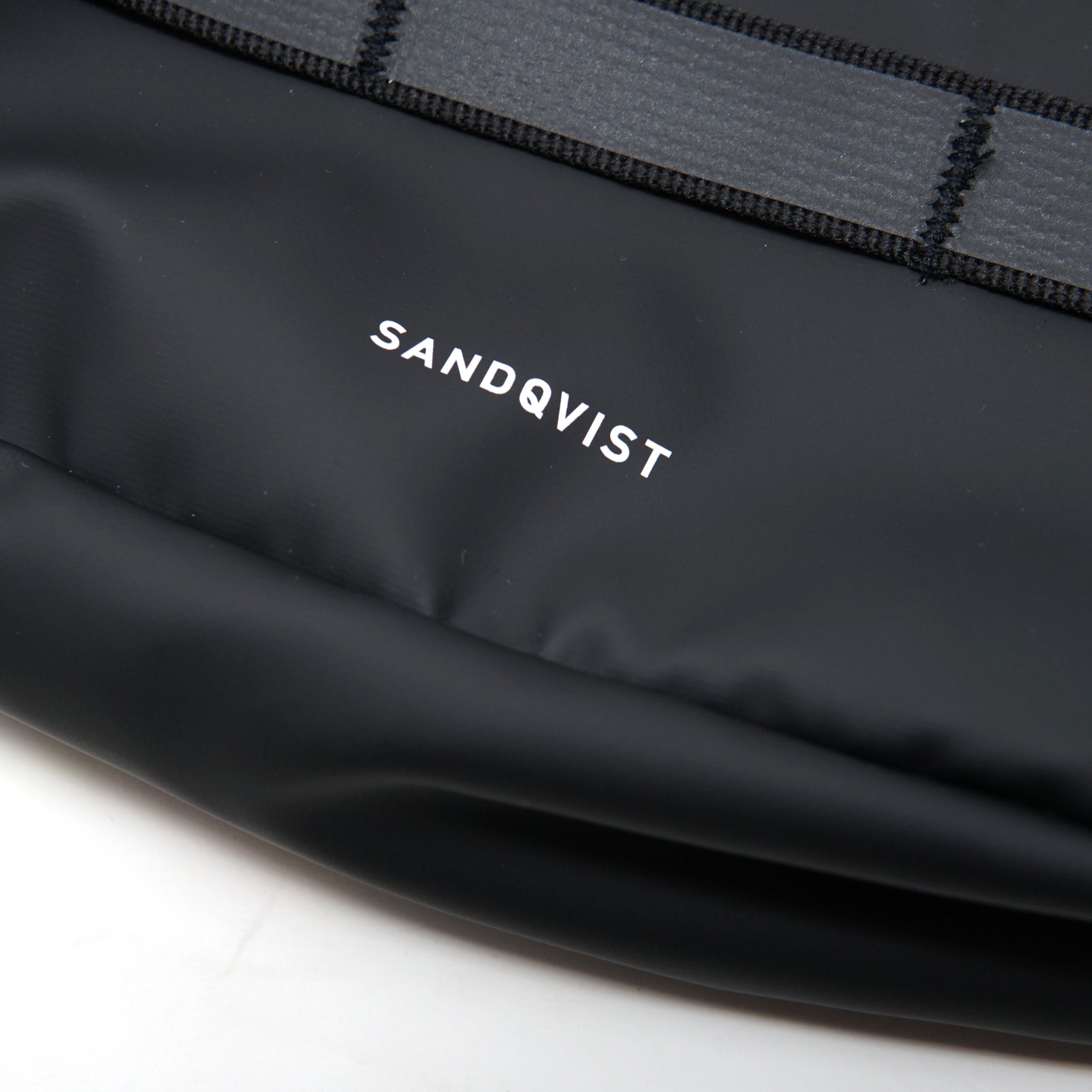 SQA2069 | UNO | Color:Black【SANDQVIST_サンドクヴィスト】