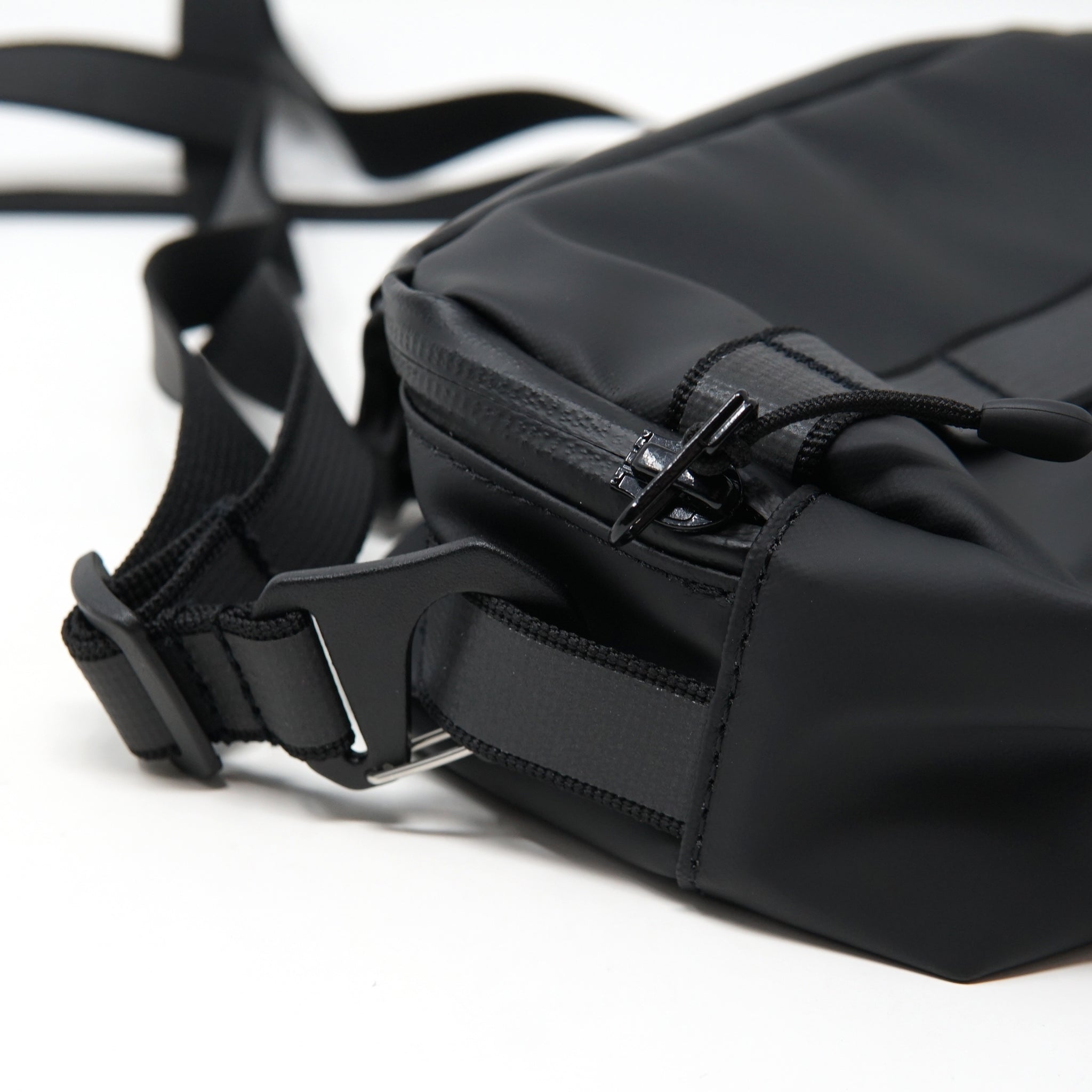 SQA2069 | UNO | Color:Black【SANDQVIST_サンドクヴィスト】