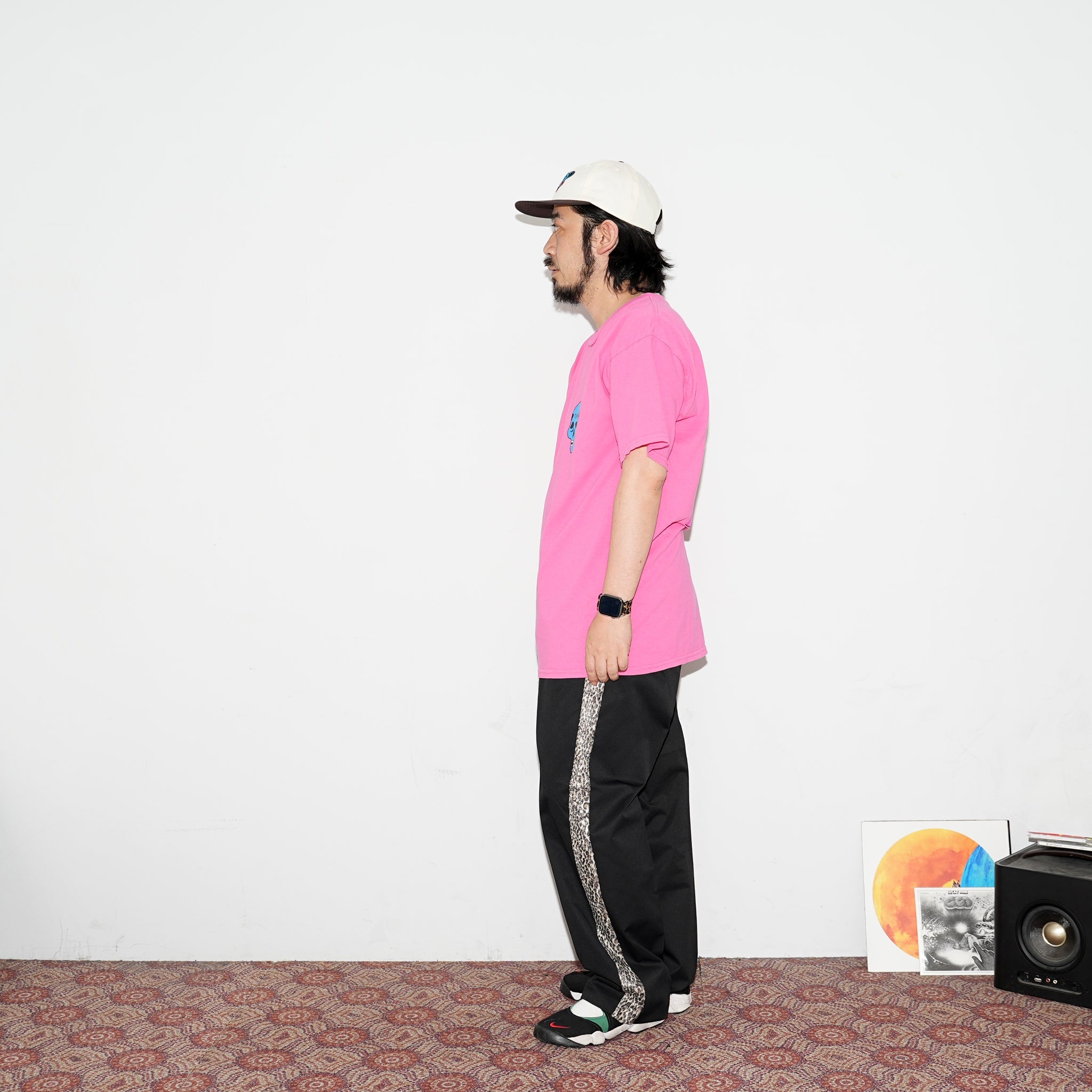 TS00175 | CREEPY SKULL SS TEE – Hot Pink | TIRED【ネコポス選択可能】