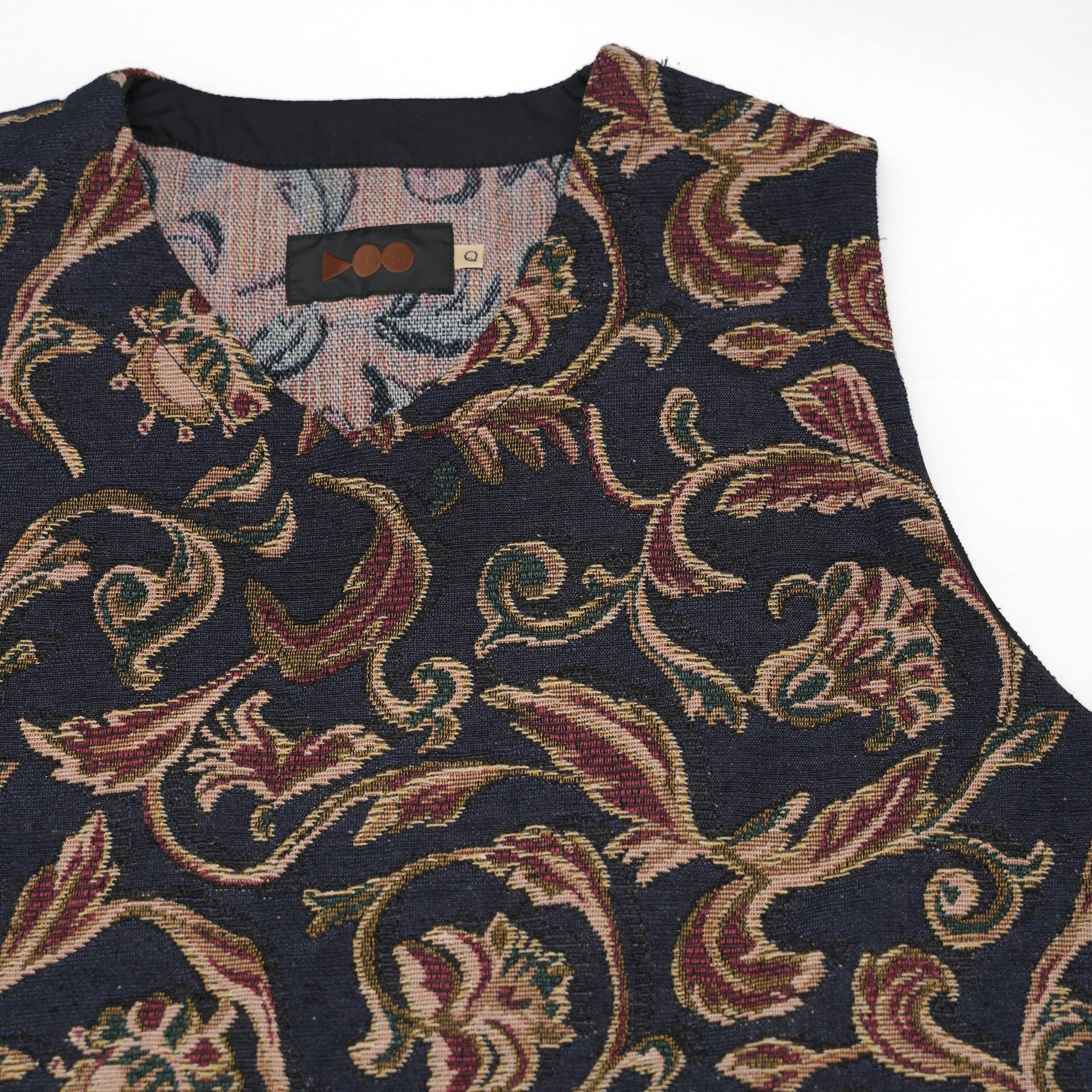 No:VOO-1118 | Name:GOBELIN VEST | Color:Beige/Green/Black【VOO_ヴォー】【archive】