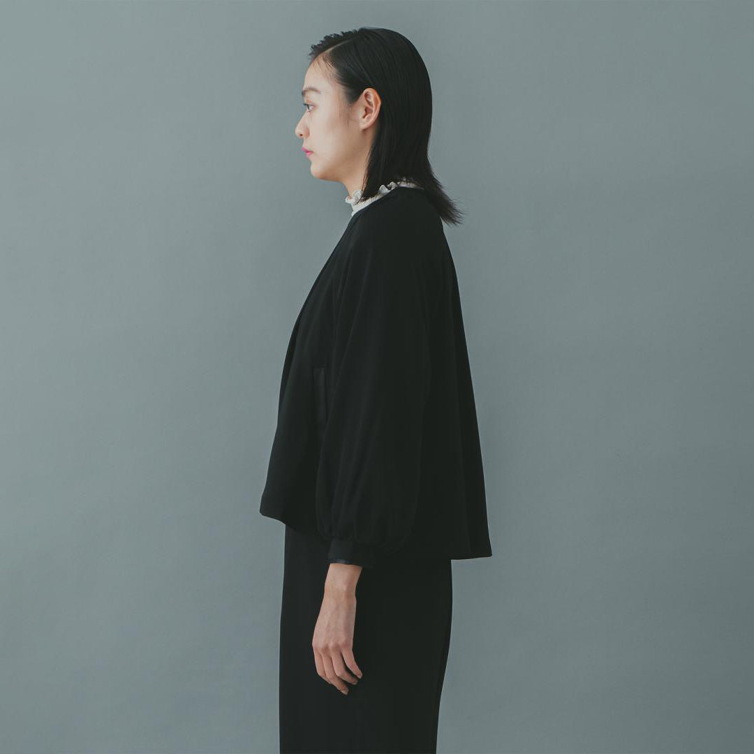 WHT22FJK4012 | Tuck gather jacket | Color:Black【WHYTO_ホワイト】
