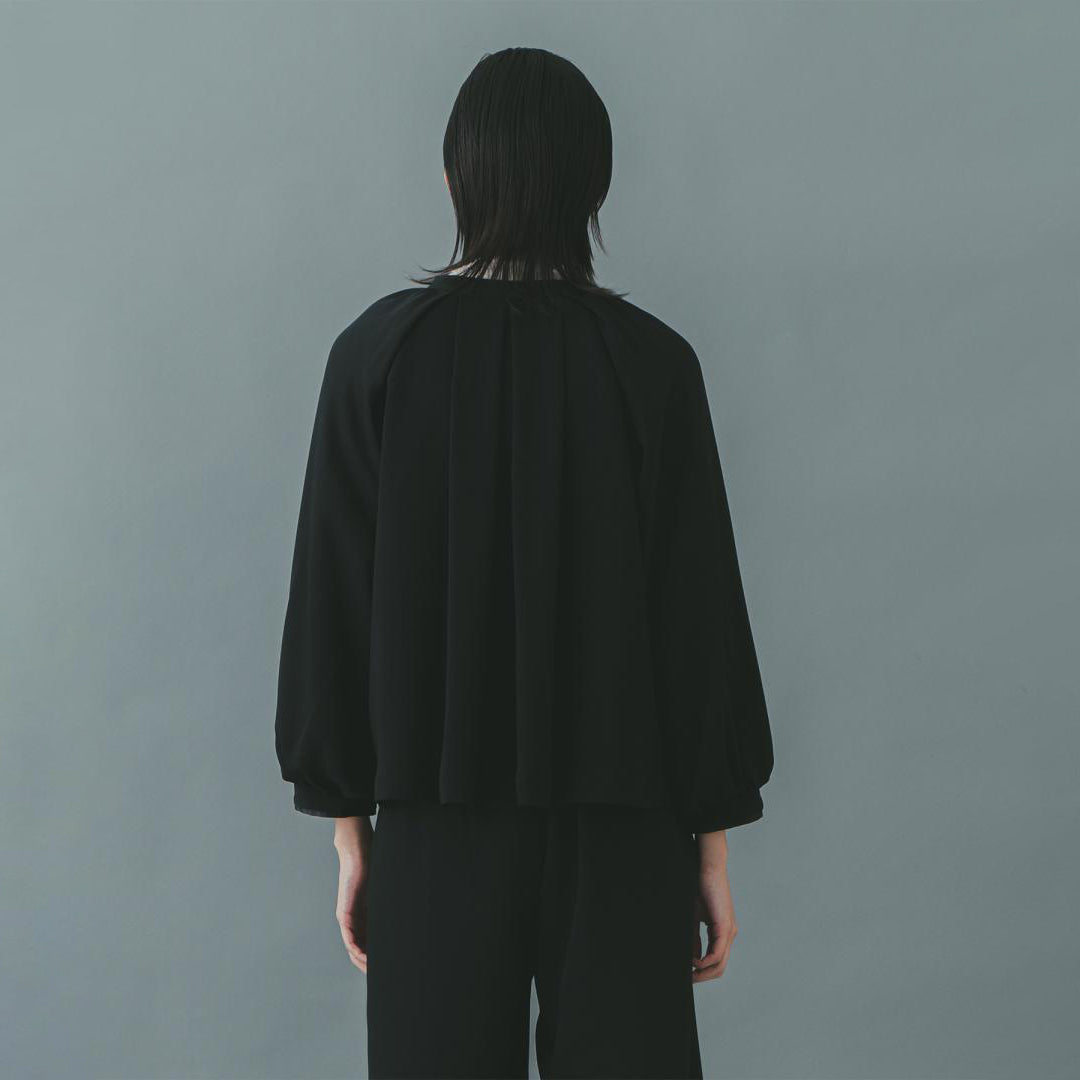 WHT22FJK4012 | Tuck gather jacket | Color:Black【WHYTO_ホワイト】