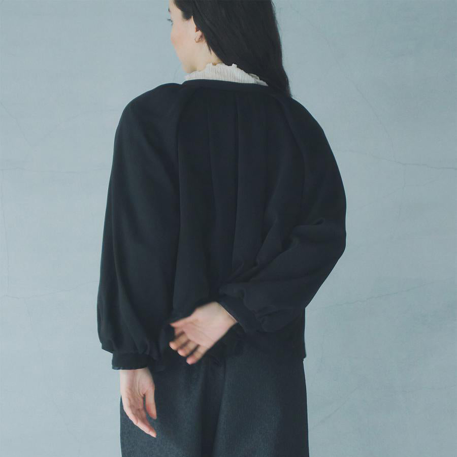 WHT22FJK4012 | Tuck gather jacket | Color:Black【WHYTO_ホワイト】