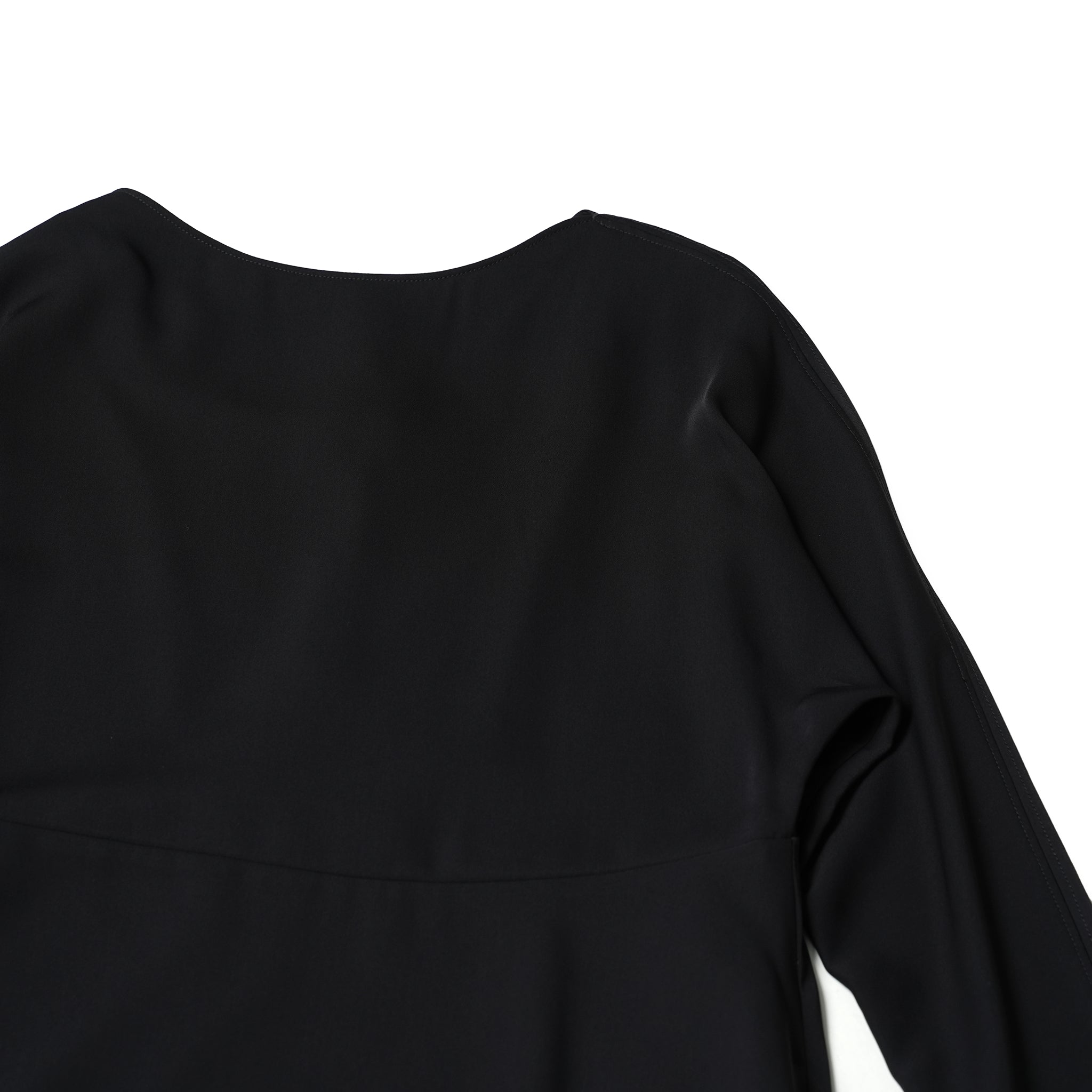 WHT22FOP4009 | Pearl button flare dress | Color:Black/Navy【WHYTO_ホワイト】