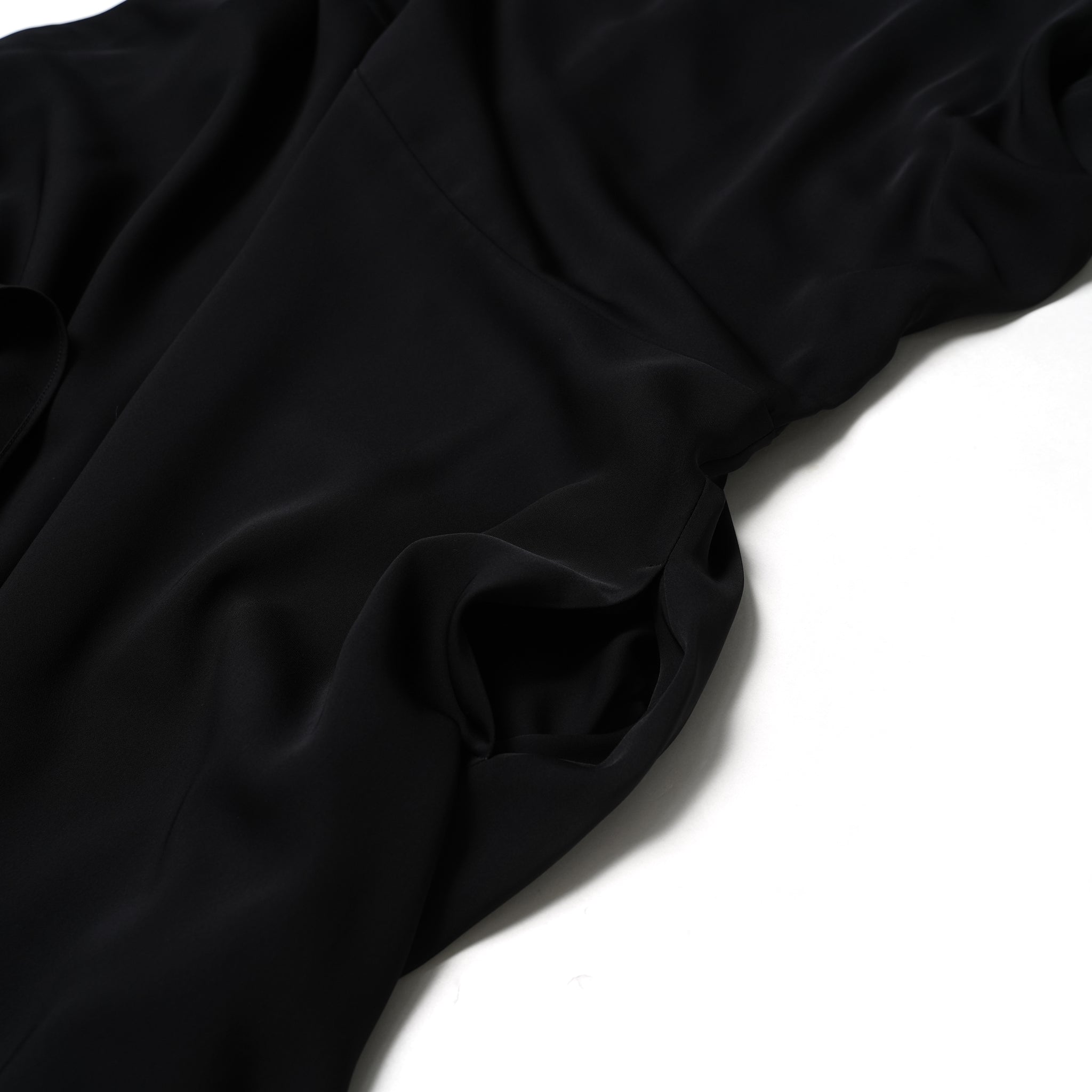 WHT22FOP4009 | Pearl button flare dress | Color:Black/Navy【WHYTO_ホワイト】