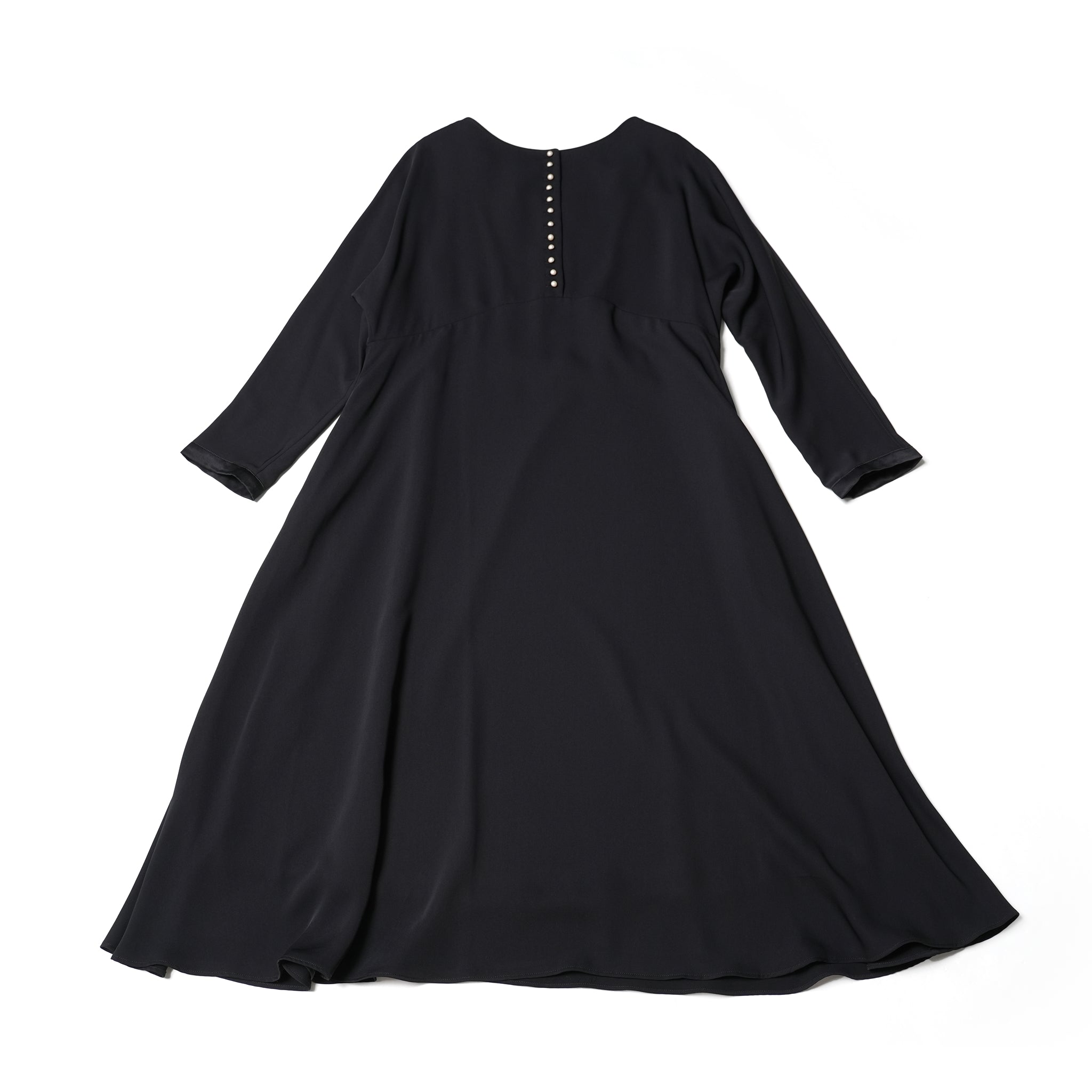 WHT22FOP4009 | Pearl button flare dress | Color:Black/Navy【WHYTO_ホワイト】