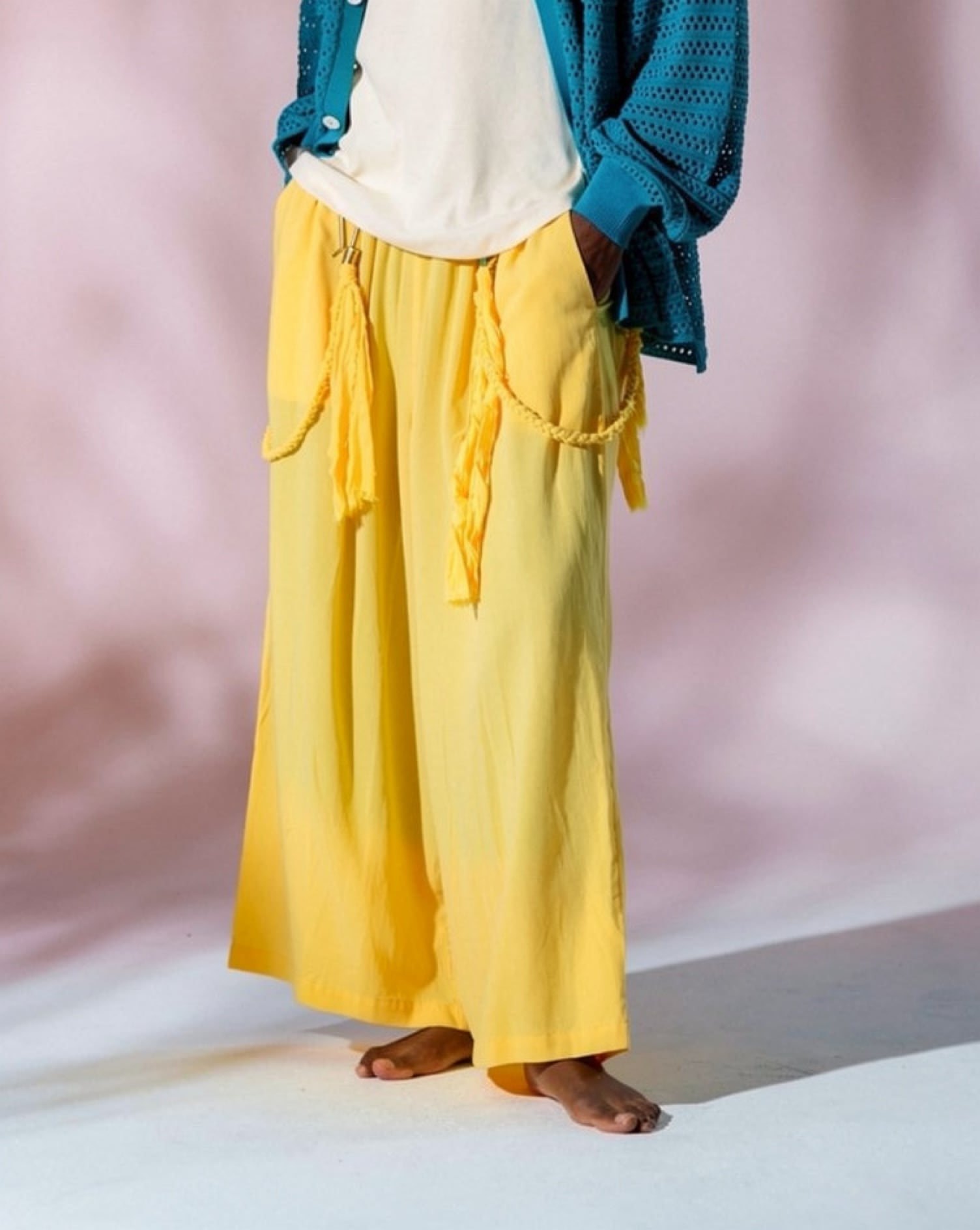 ネイティブシアークロップドパンツ – Amber Yellow | AMBERGLEAM