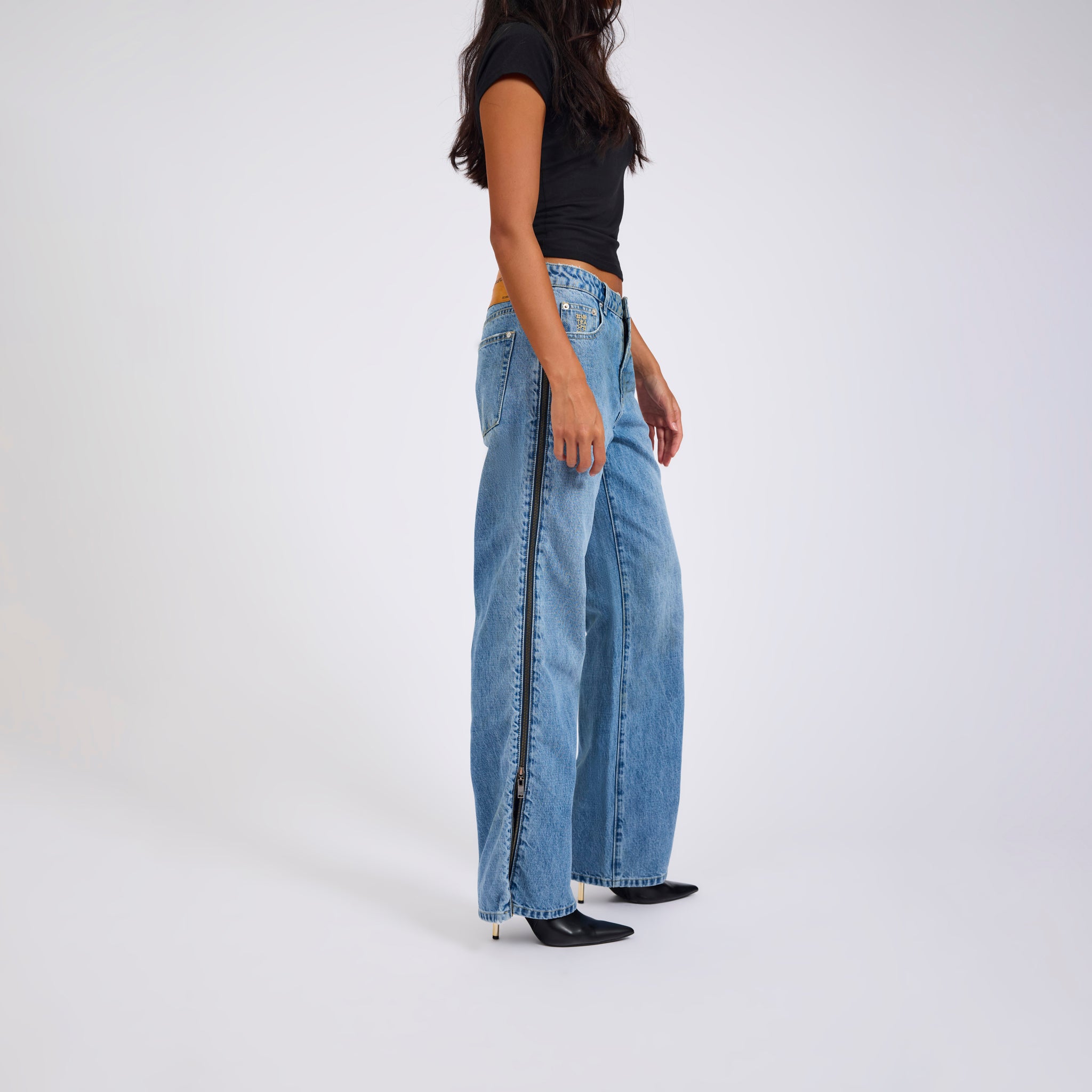 LOW RIDERS LOW WAIST WIDE LEG ZIPPED DENIM JEANS | Color_Pretty Blue | No_27302_Pretty Blue【ONE TEASPOON_ワンティースプーン】