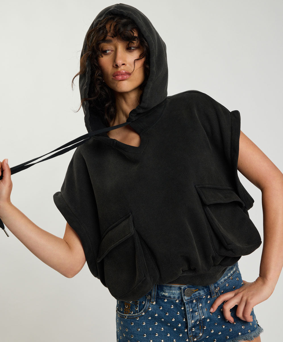 PUFF POWER CROPPED HOODIE WITH ZIP OFF SLEEVES – Black | ONE TEASPOON