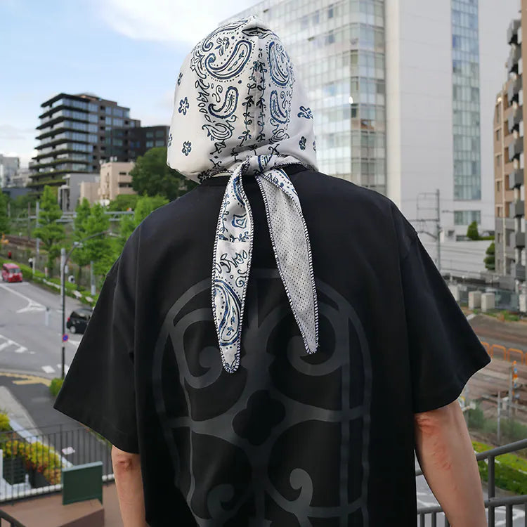 (A)crypsis® Amoeba Paisley Hooded Scarf - White