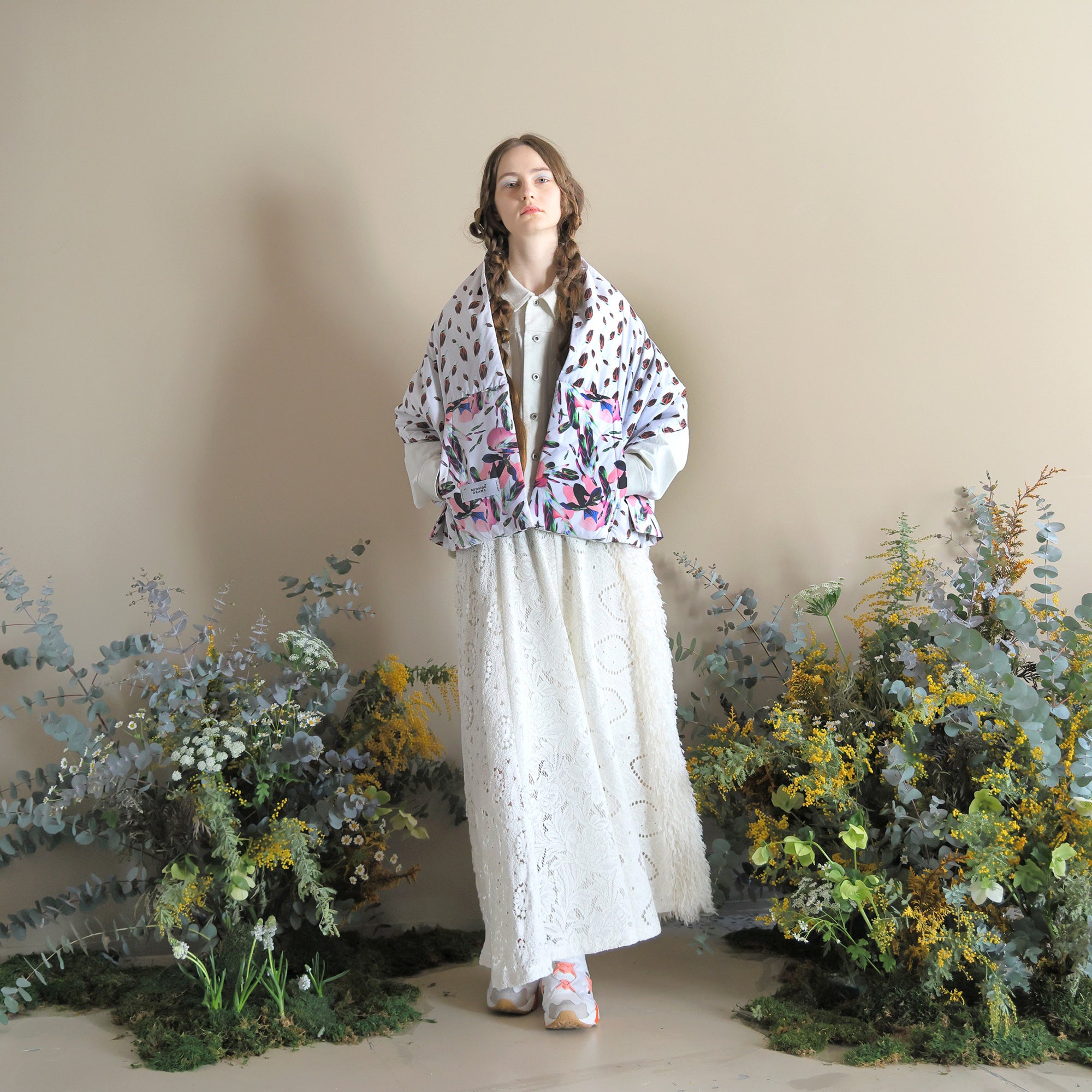 No:BSD24AW-02_WHITE | Name:Flower Down Stole | Color:White【BEDSIDEDRAMA_ベッドサイドドラマ】【入荷予定アイテム・入荷連絡可能】
