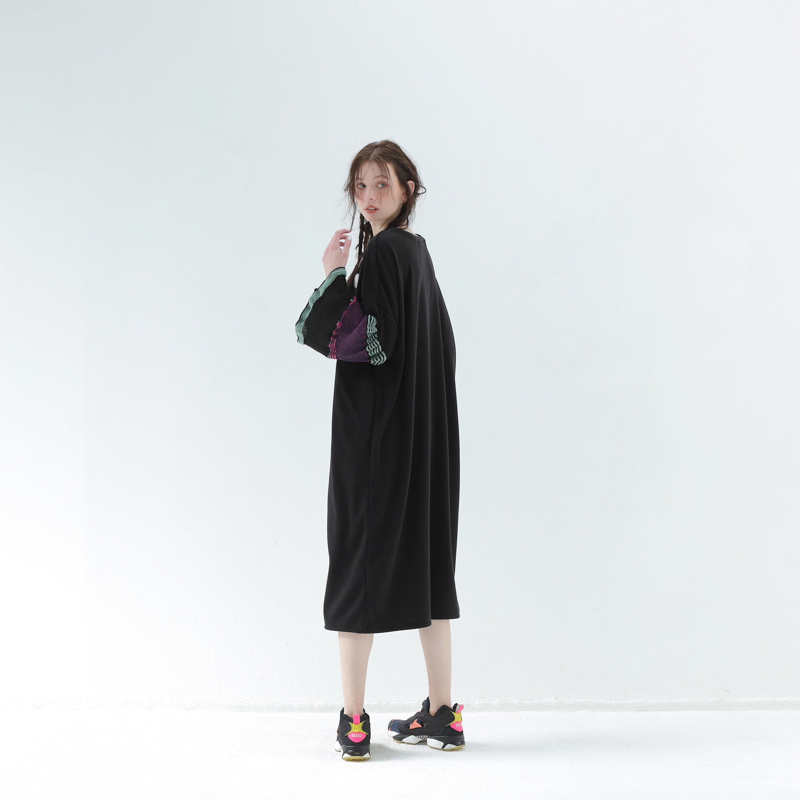 Drift Sleeve Dress | Color_Black | No_bsd25aw-15_black【BEDSIDEDRAMA_ベッドサイドドラマ】【入荷予定アイテム・入荷連絡可能】