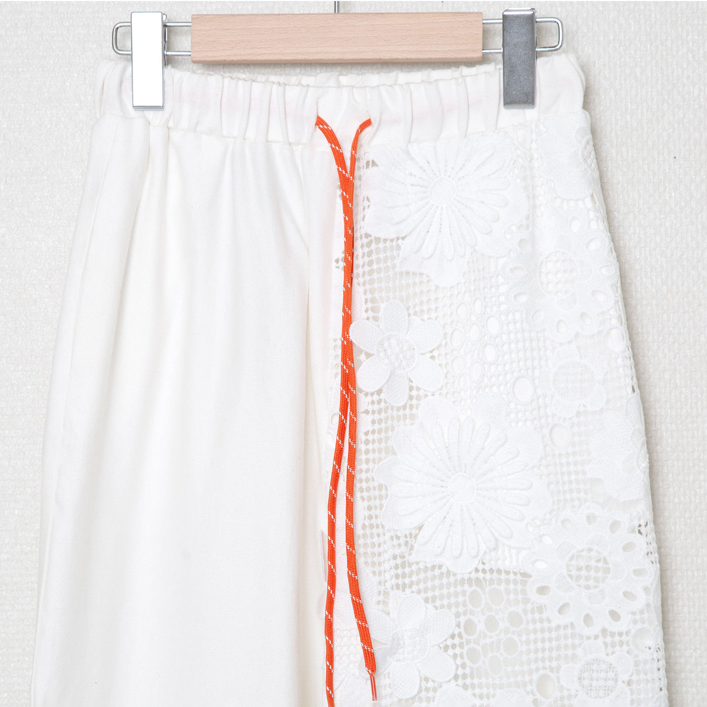 BSD25SS-17_White | Flower Lace Relax Pants | Color:White【BEDSIDEDRAMA_ベッドサイドドラマ】【入荷予定アイテム・入荷連絡可能】