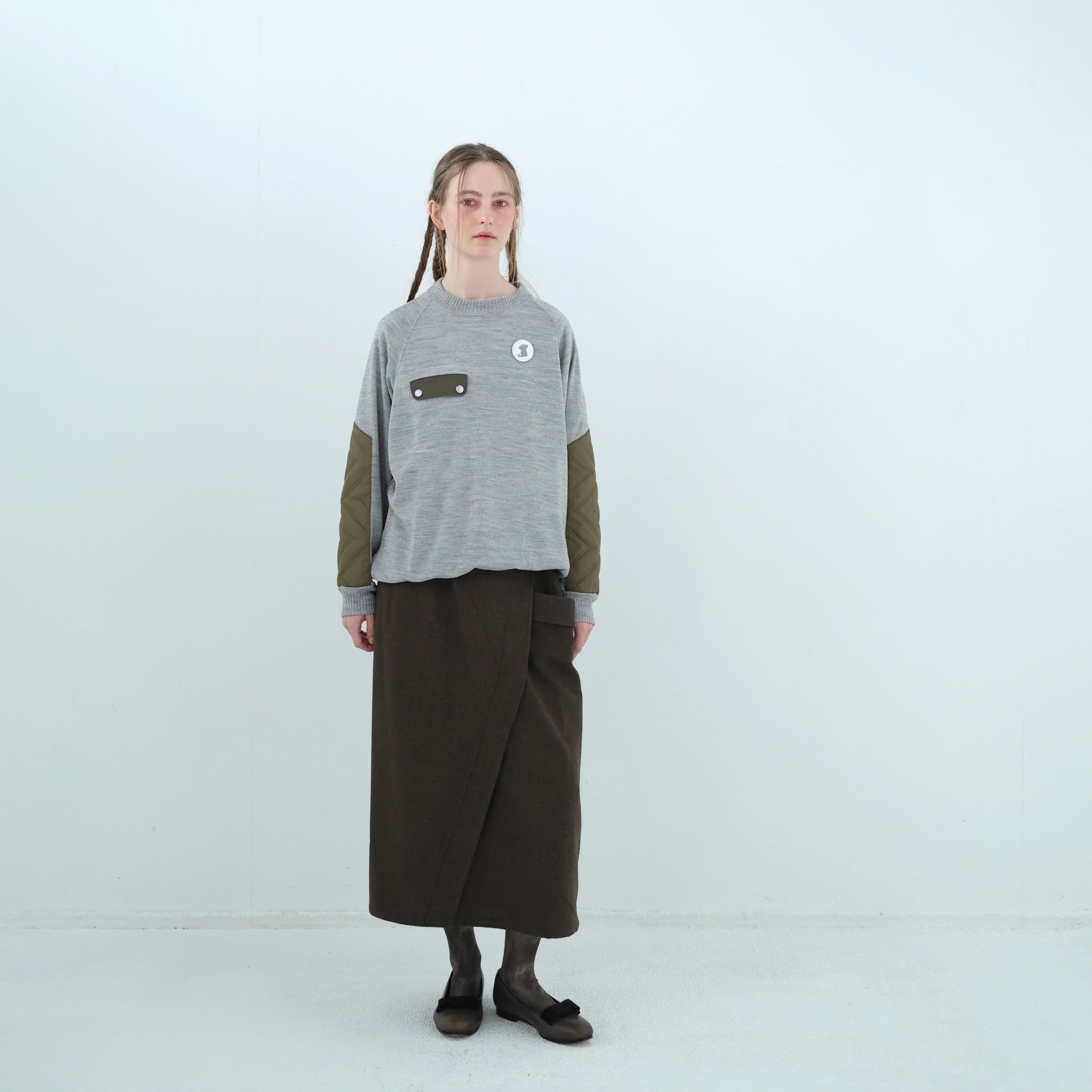 Quilt Patch Pulover – Grey | BEDSIDEDRAMA | 入荷予定アイテム