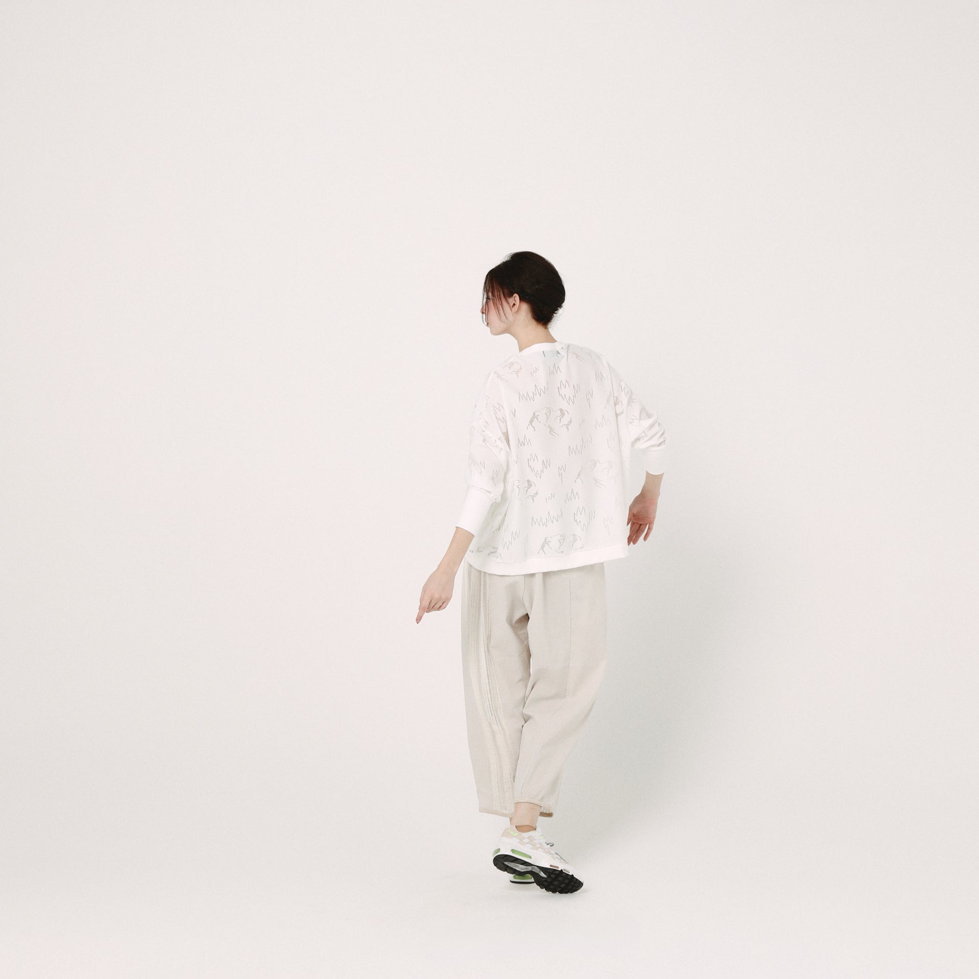 Dancing Lace Pullover | Color_White | No_BSD26SS-11_White【BEDSIDEDRAMA_ベッドサイドドラマ】【入荷予定アイテム・入荷連絡可能】